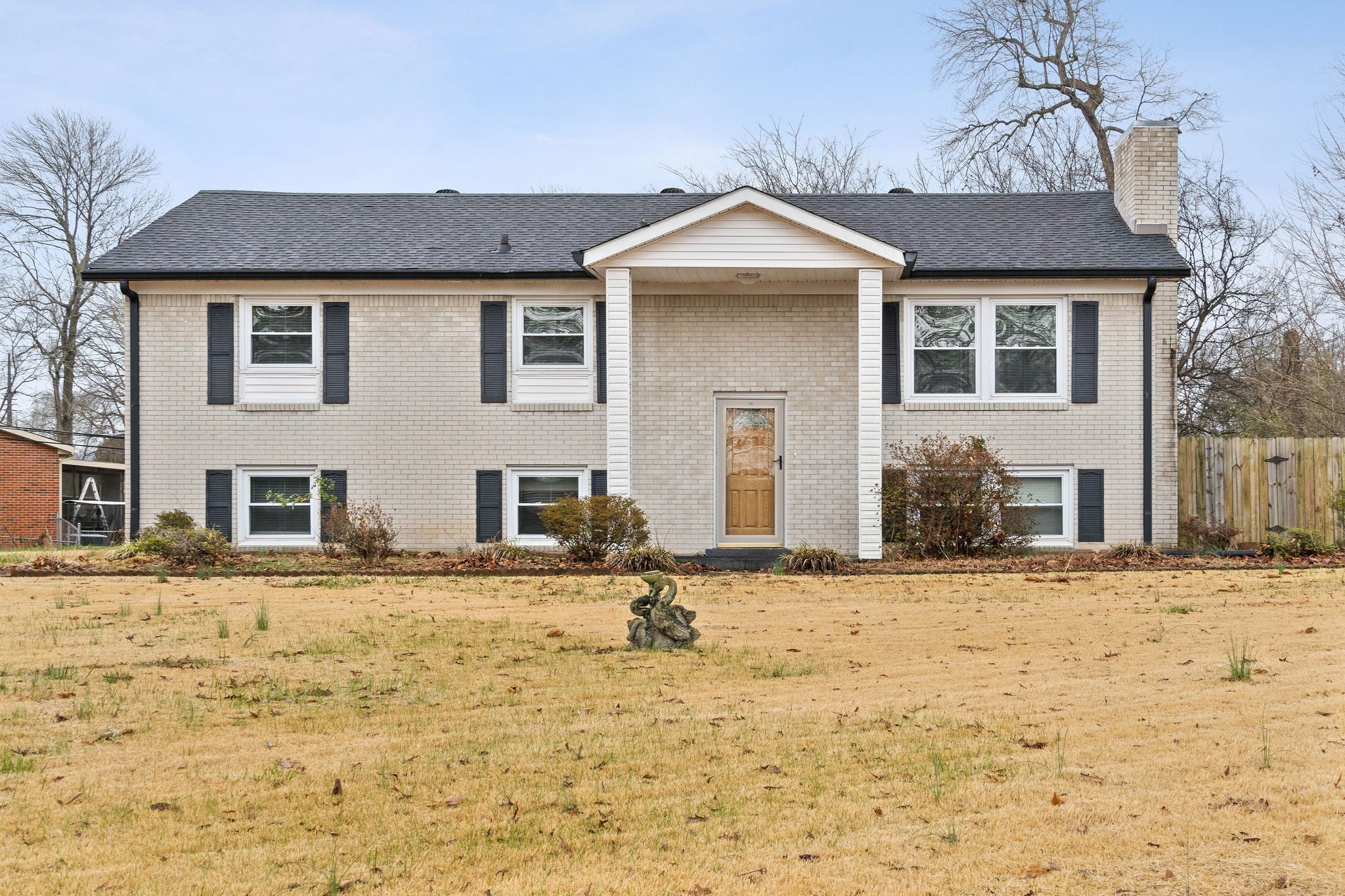 Photo of Listing #2808456