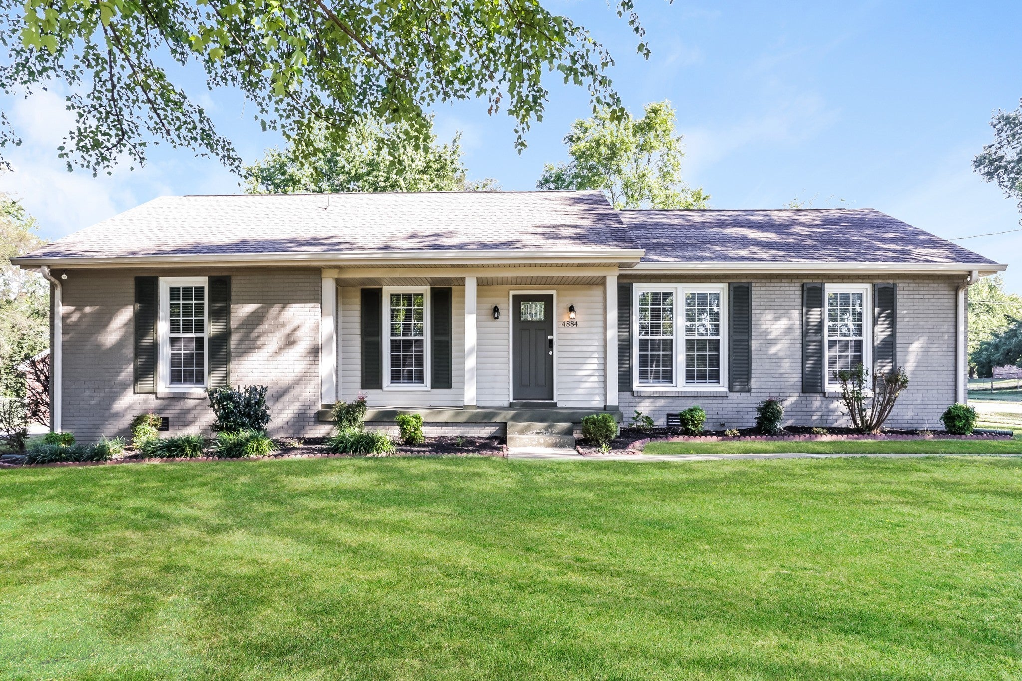 Photo of Listing #2811957