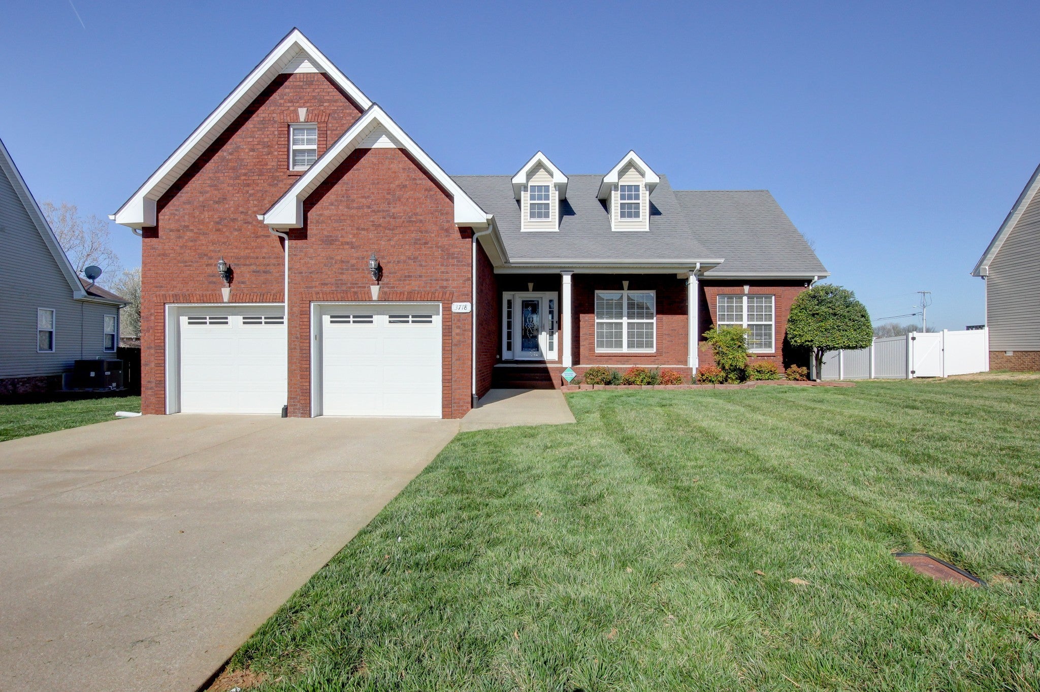 Photo of Listing #2812056