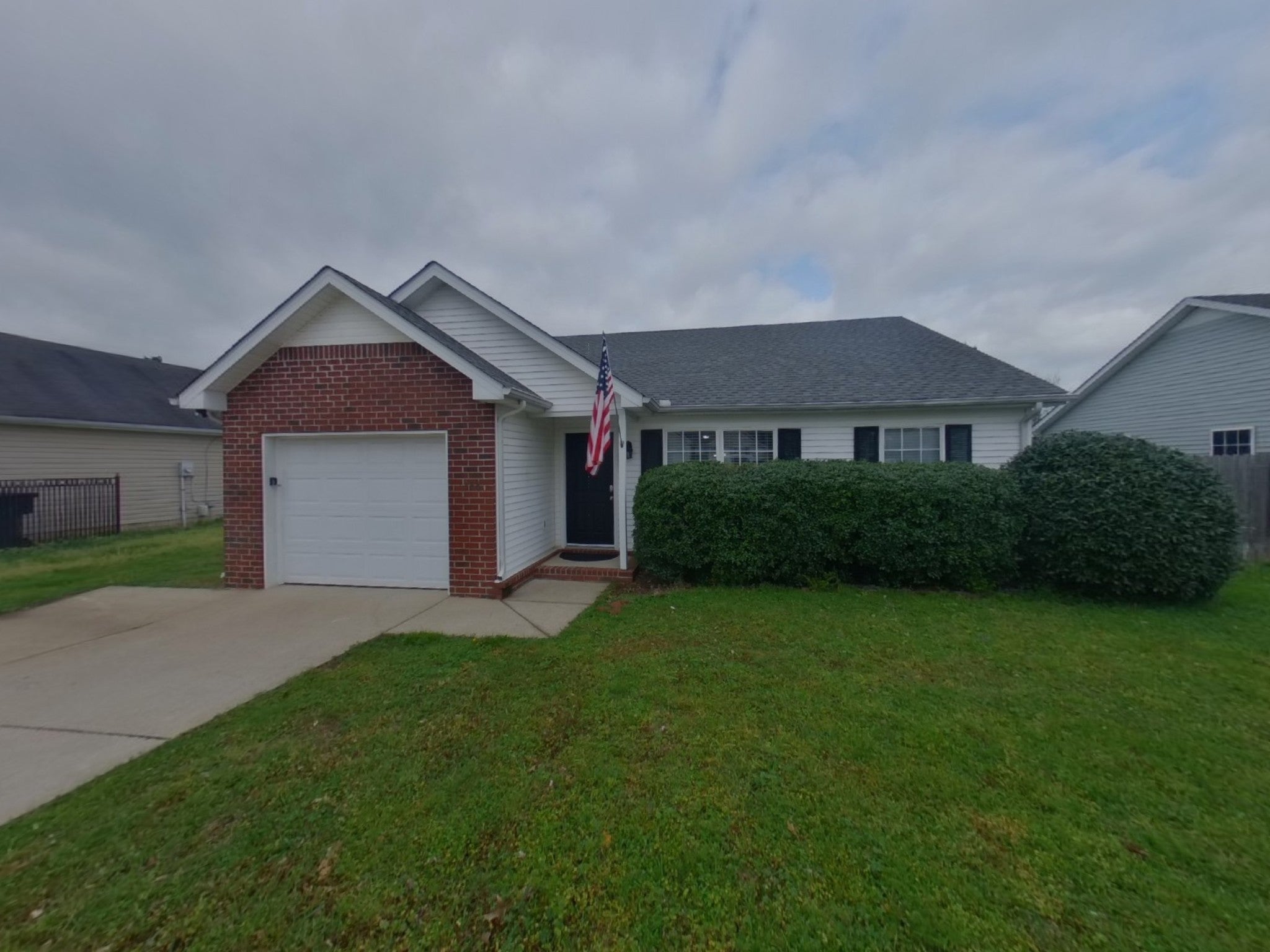Photo of Listing #2815999