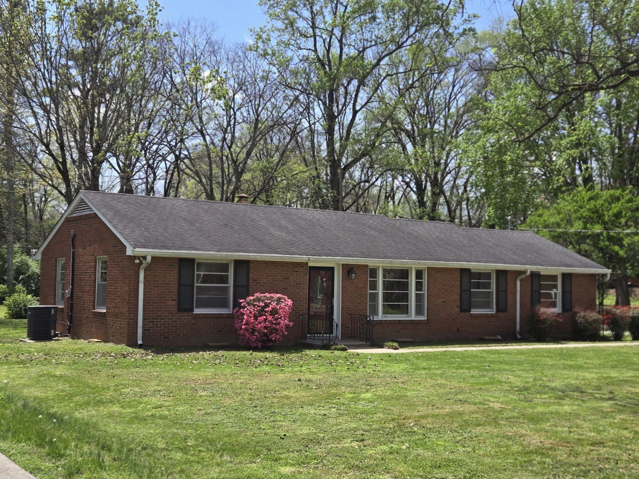 Photo of Listing #2816484