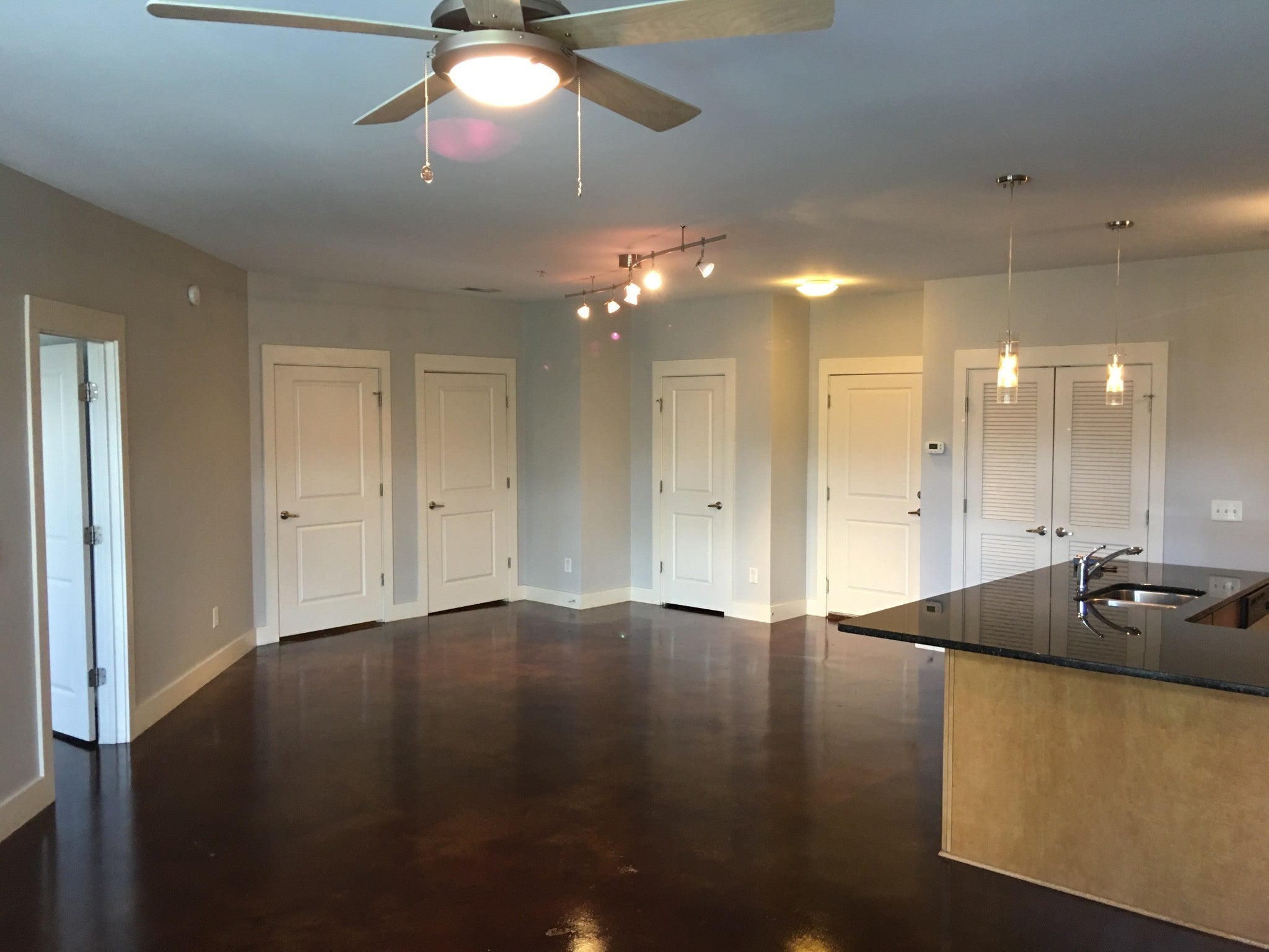 Photo of Listing #2817900