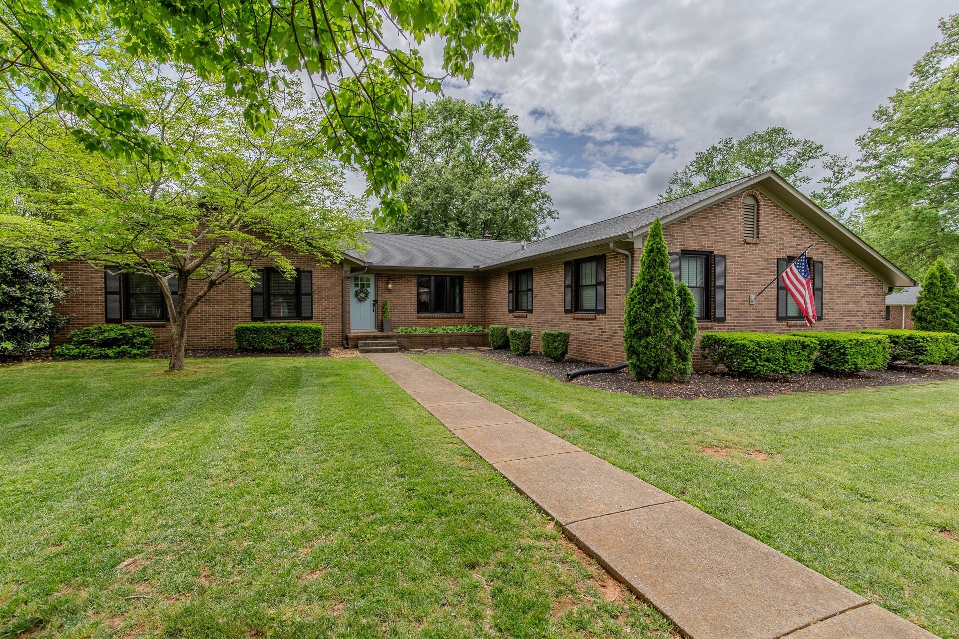 Photo of Listing #2821056