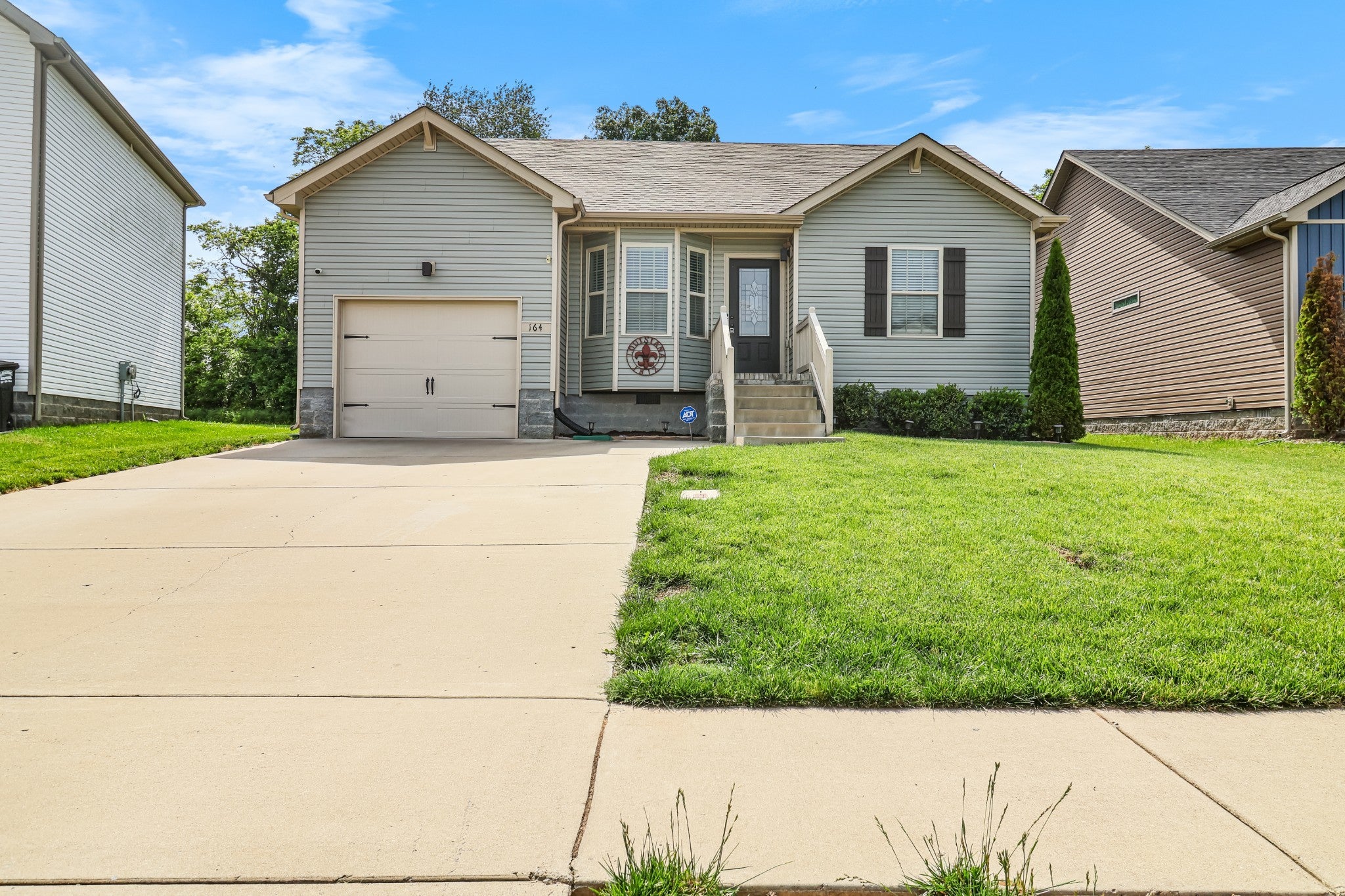 Photo of Listing #2822569
