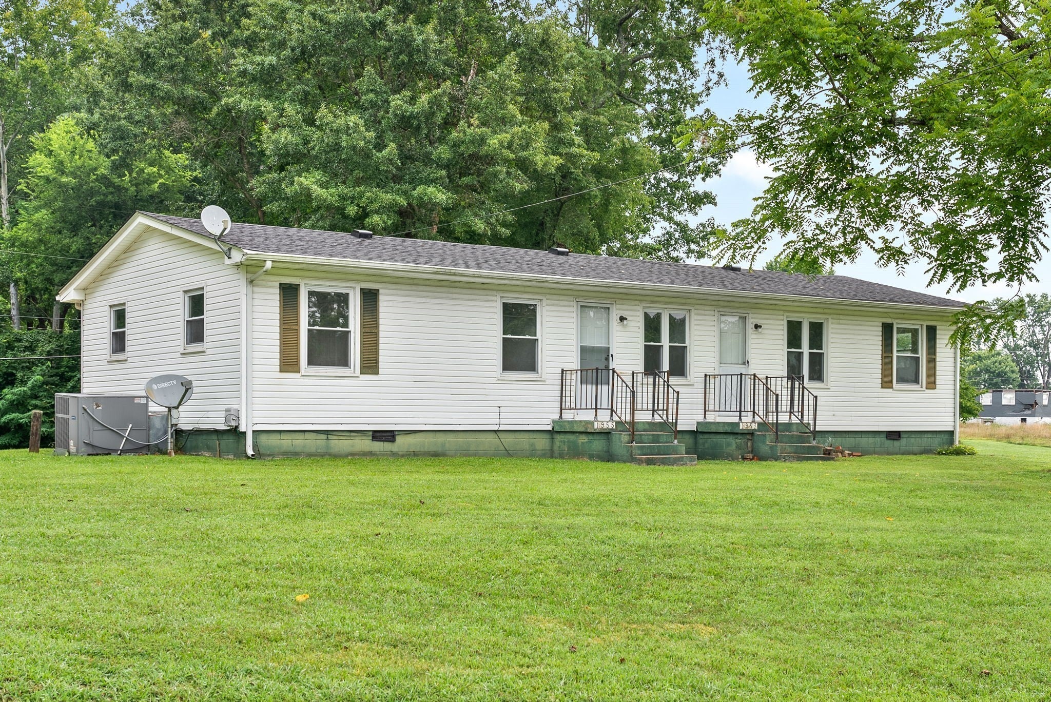 Photo of Listing #2823124