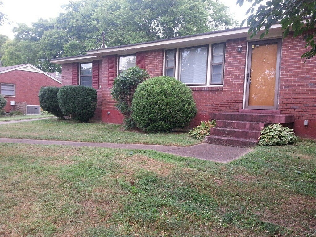 Photo of Listing #2824185