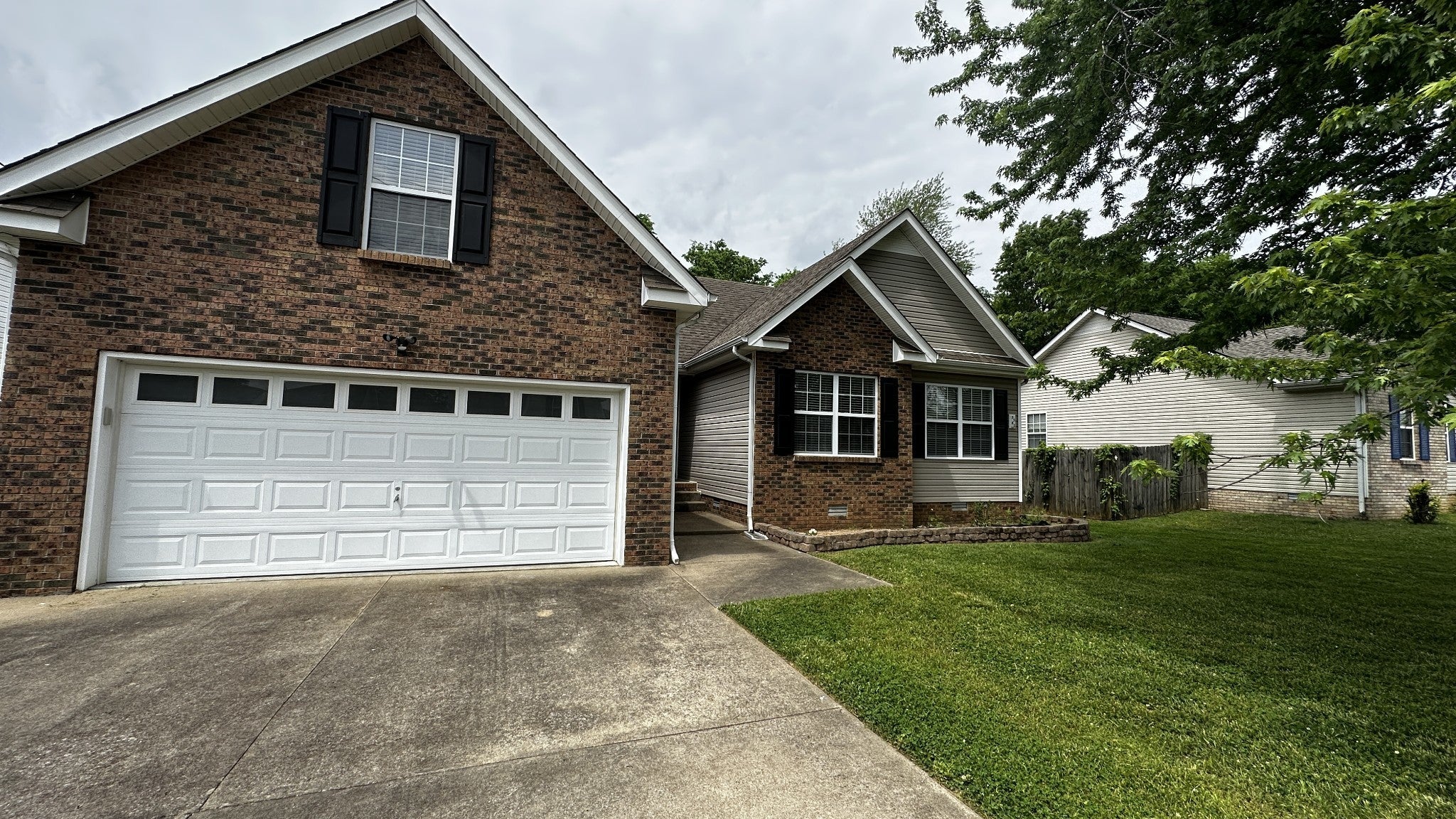 Photo of Listing #2825377