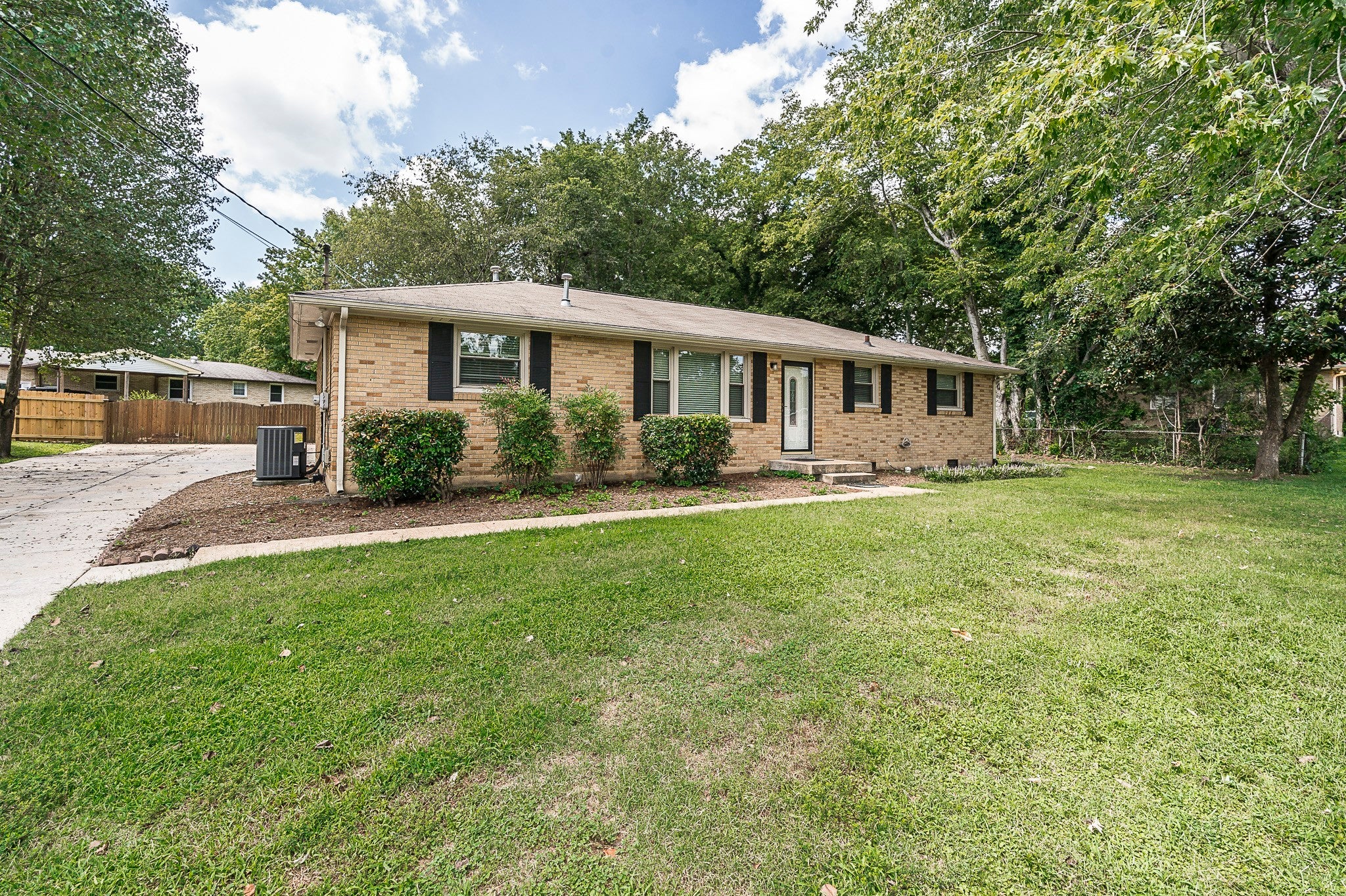 Photo of Listing #2866901