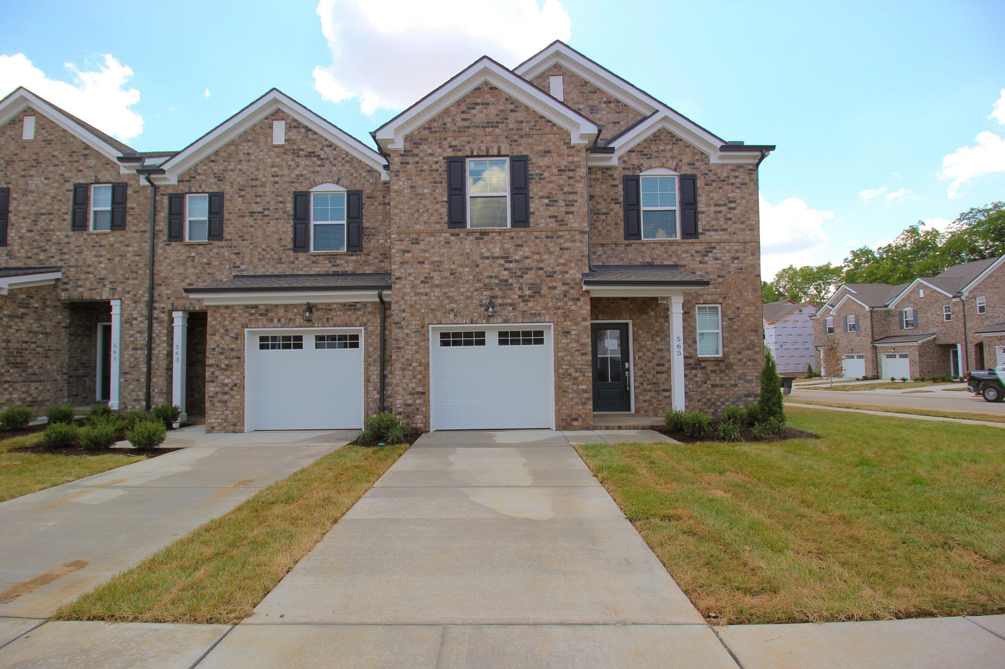 Photo of Listing #2868073