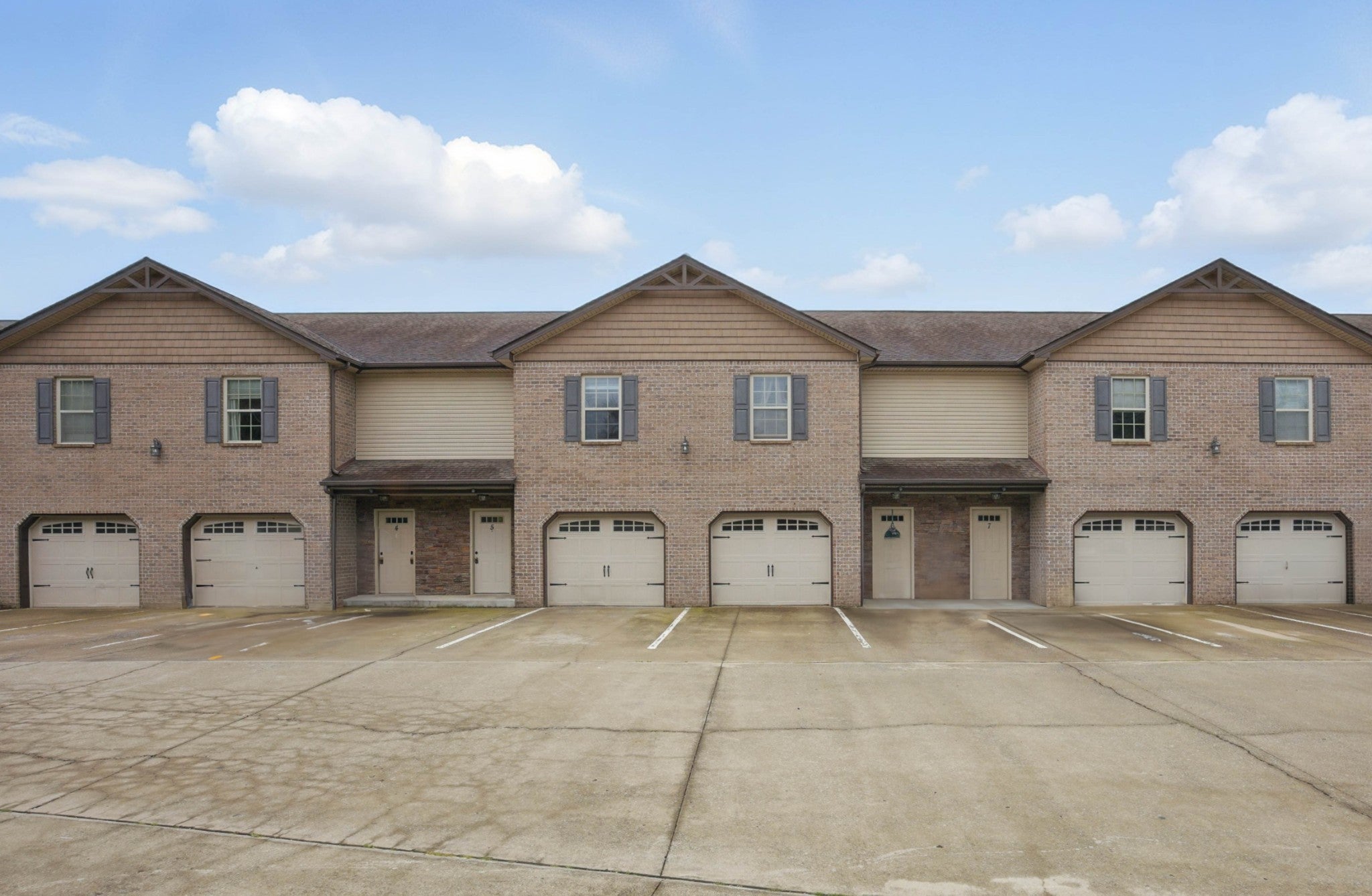 Photo of Listing #2882178