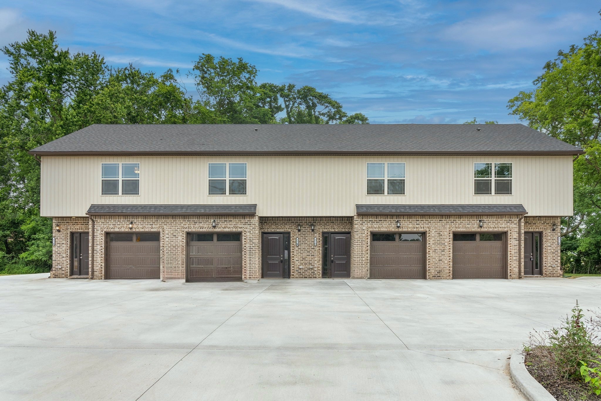 Photo of Listing #2883584
