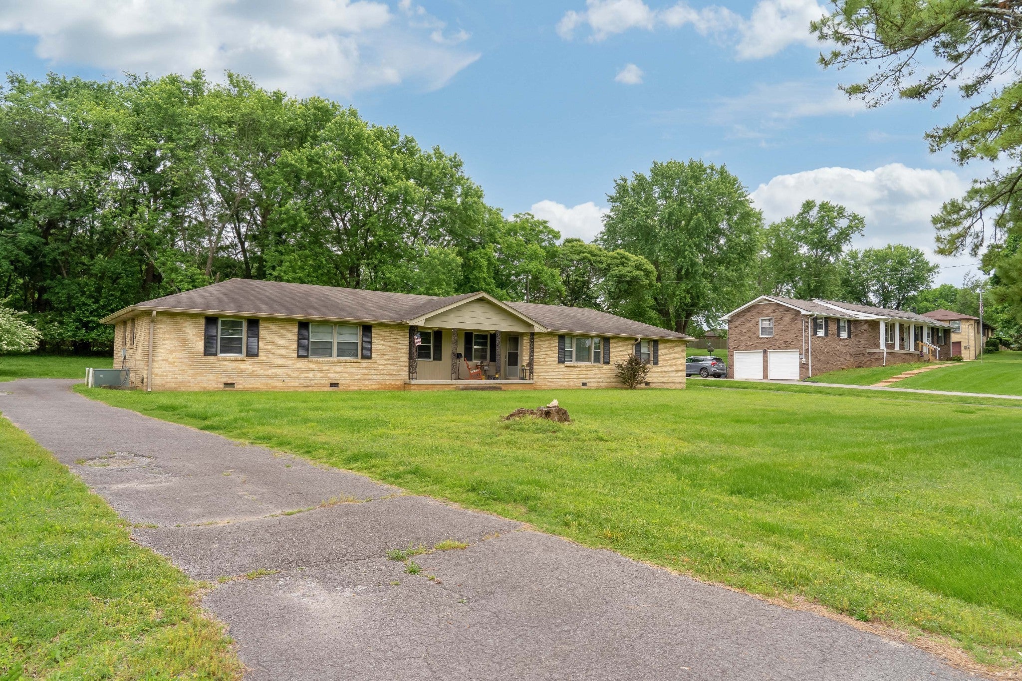 Photo of Listing #2883937