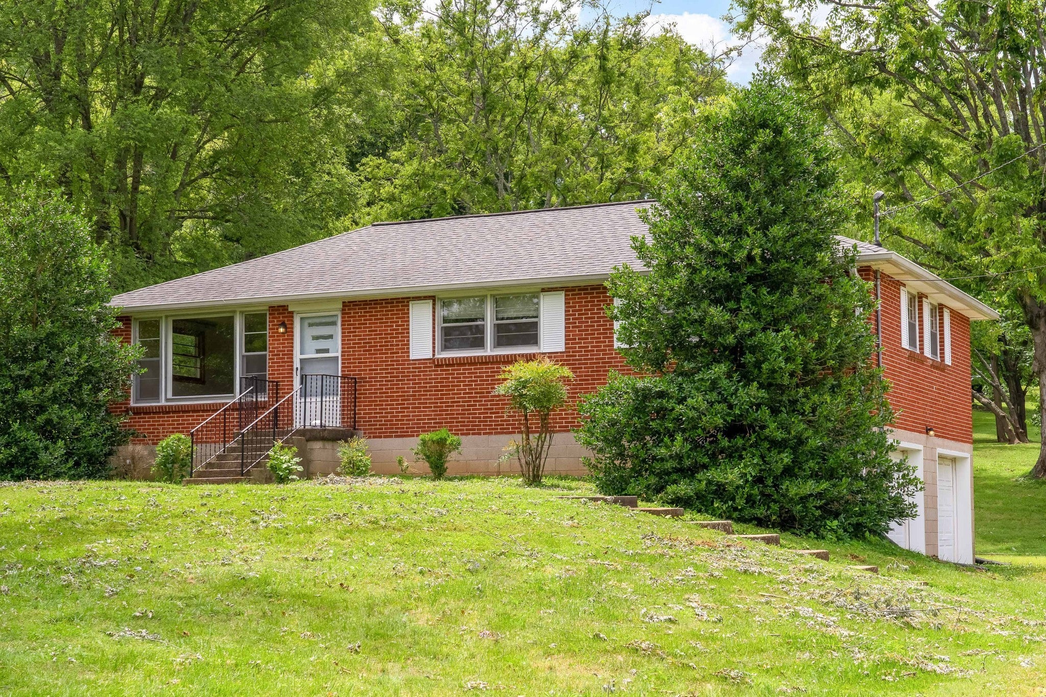 Photo of Listing #2883939