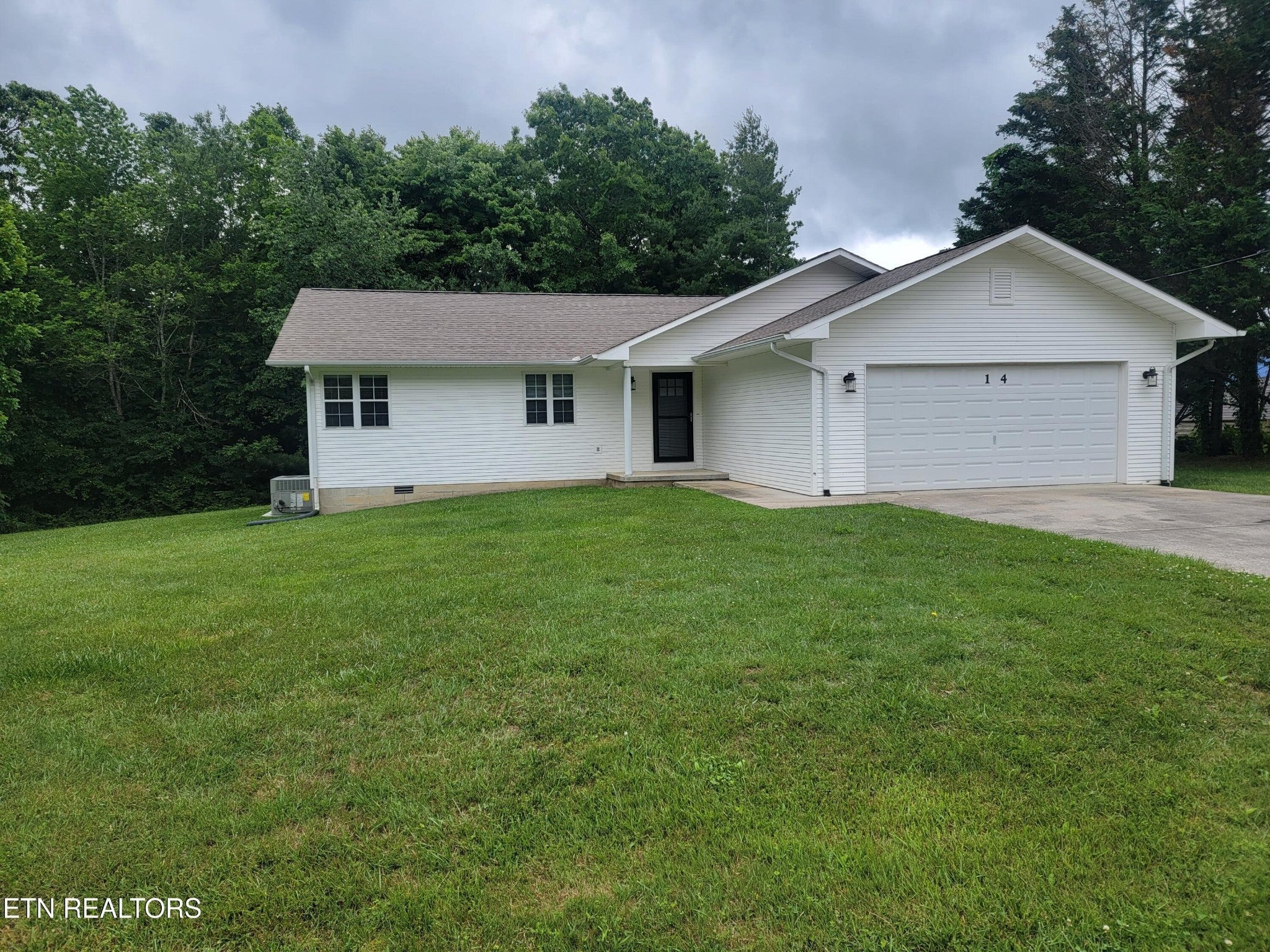Photo of Listing #2885103