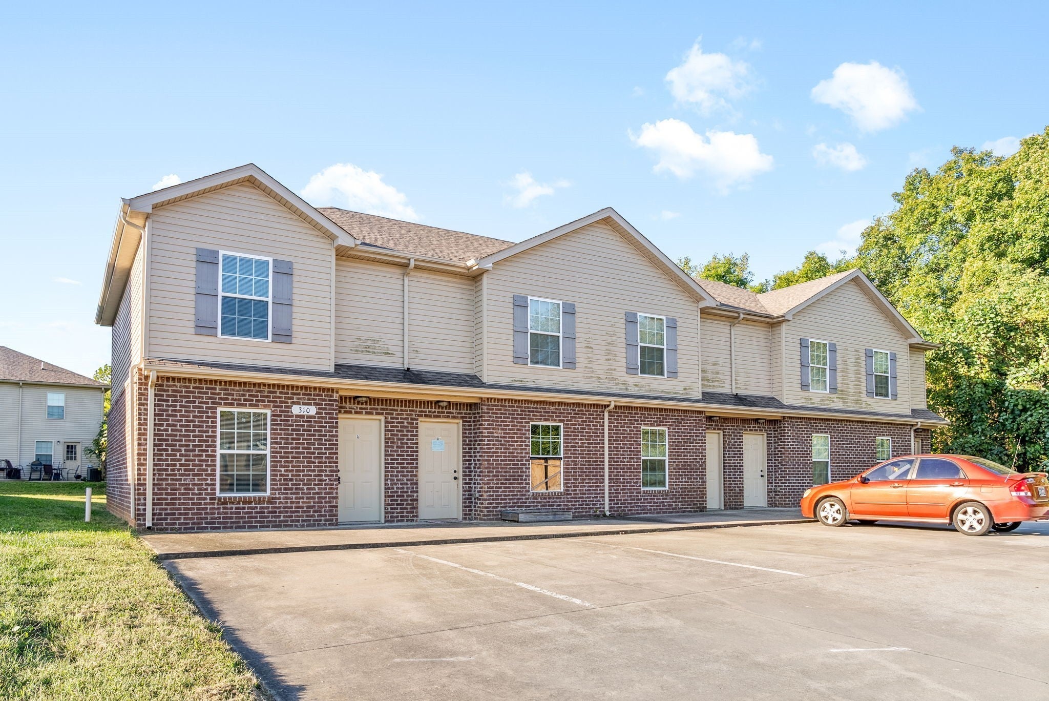 Photo of Listing #2888193