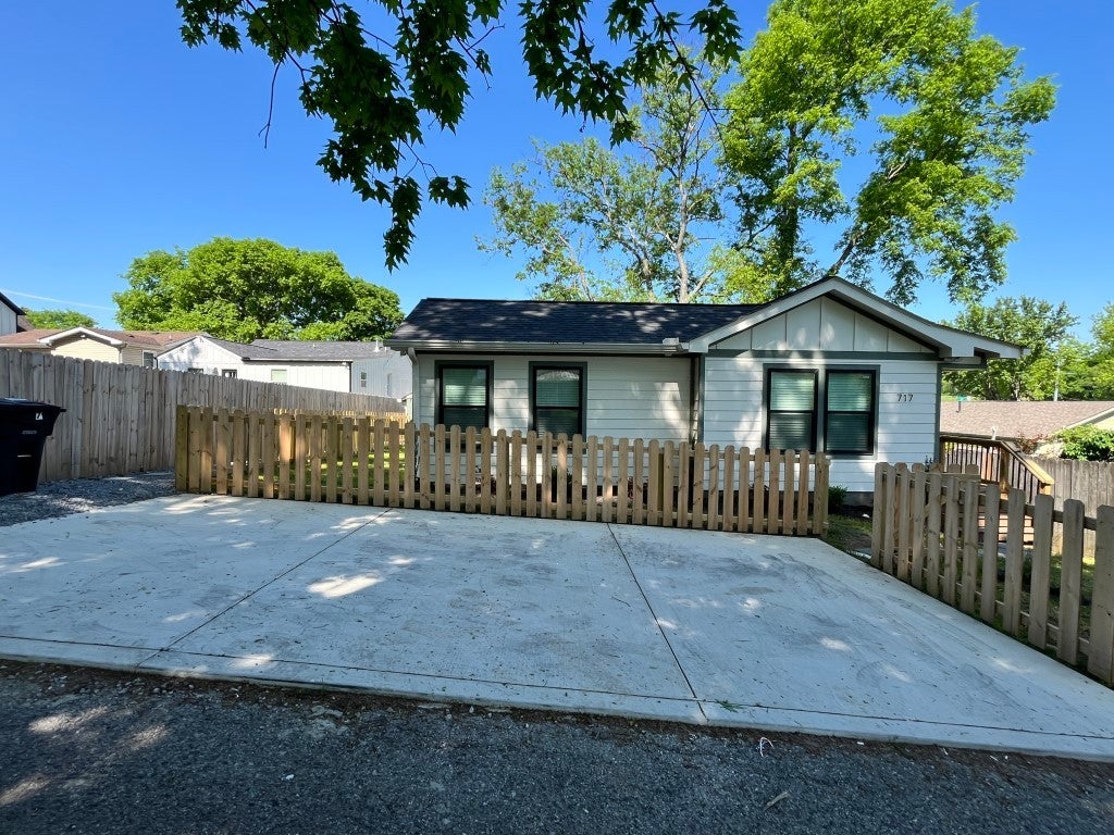 Photo of Listing #2888873