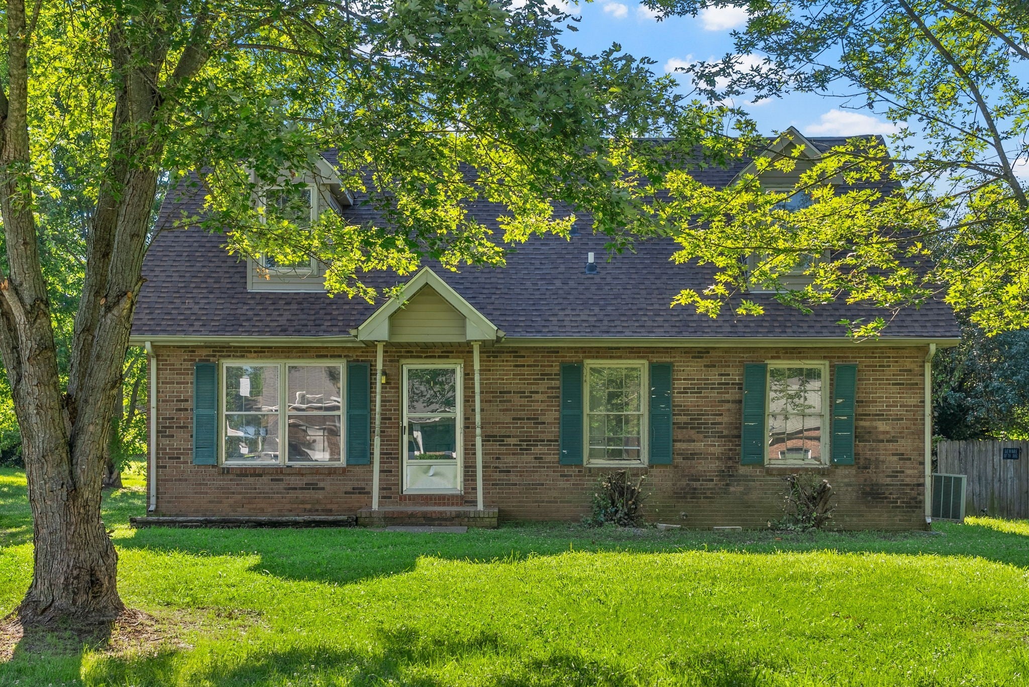 Photo of Listing #2889486