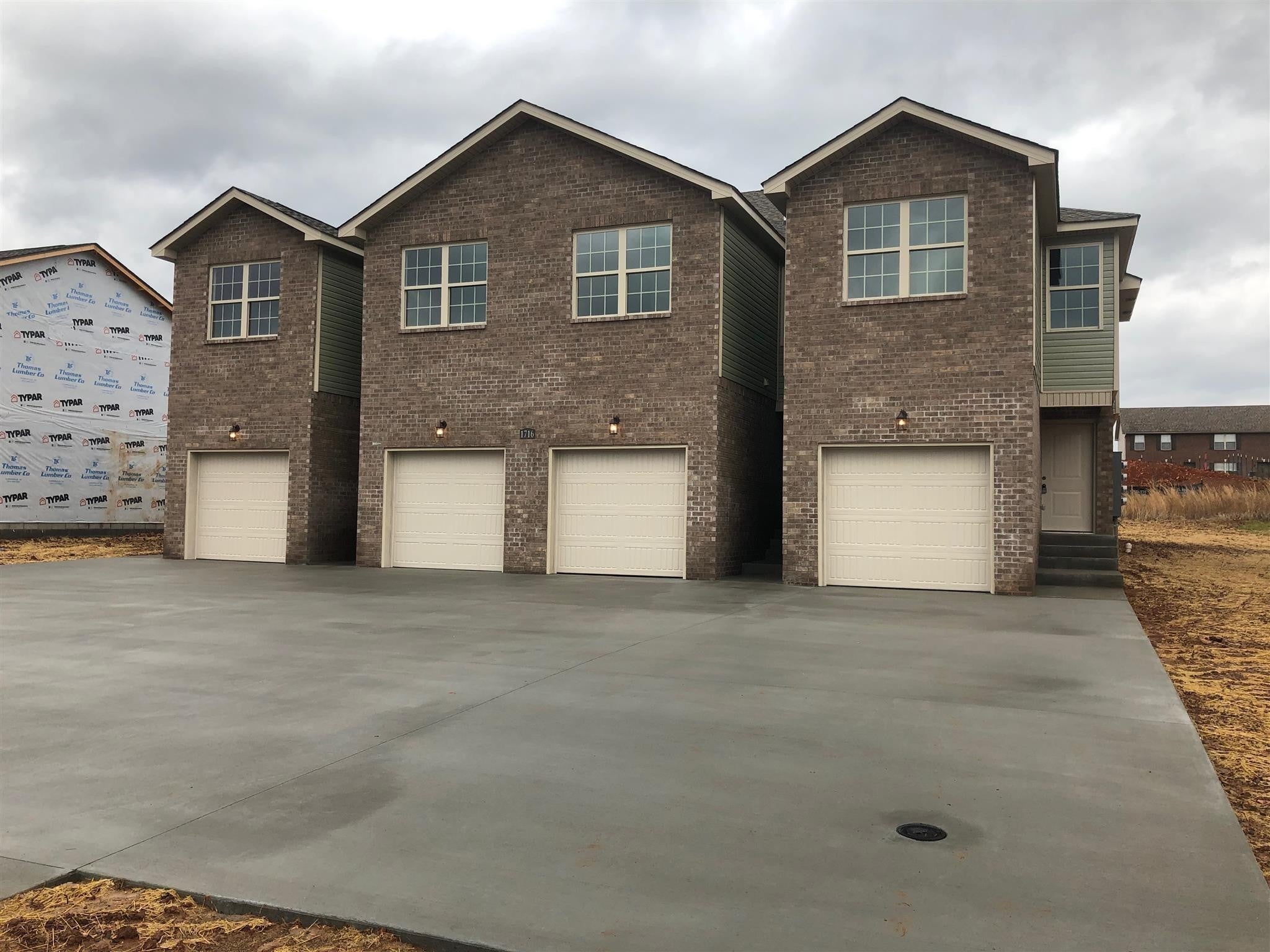 Photo of Listing #2890015
