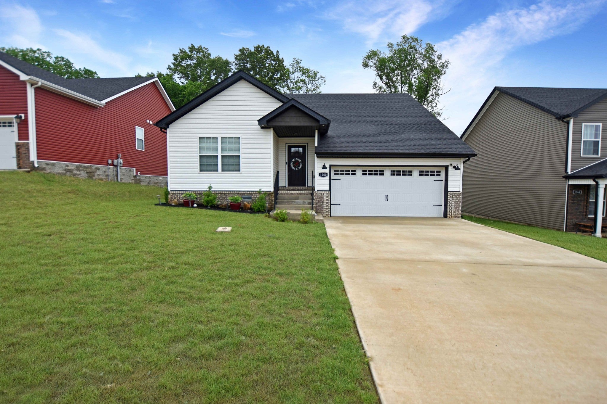 Photo of Listing #2890099