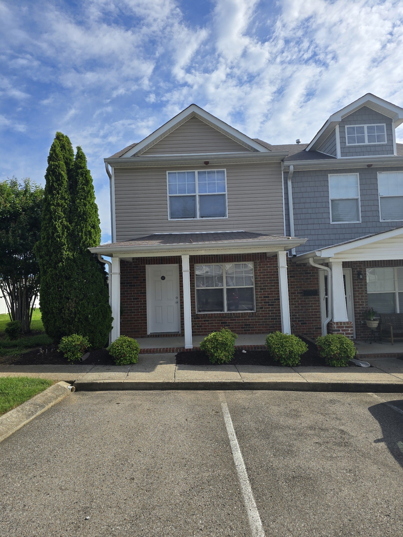 Photo of Listing #2890356