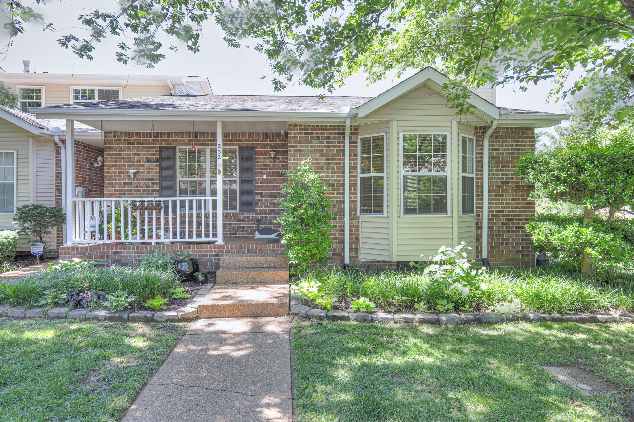 Photo of Listing #2890947