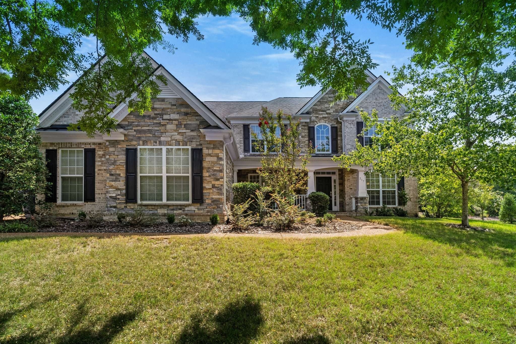 Photo of Listing #2897821