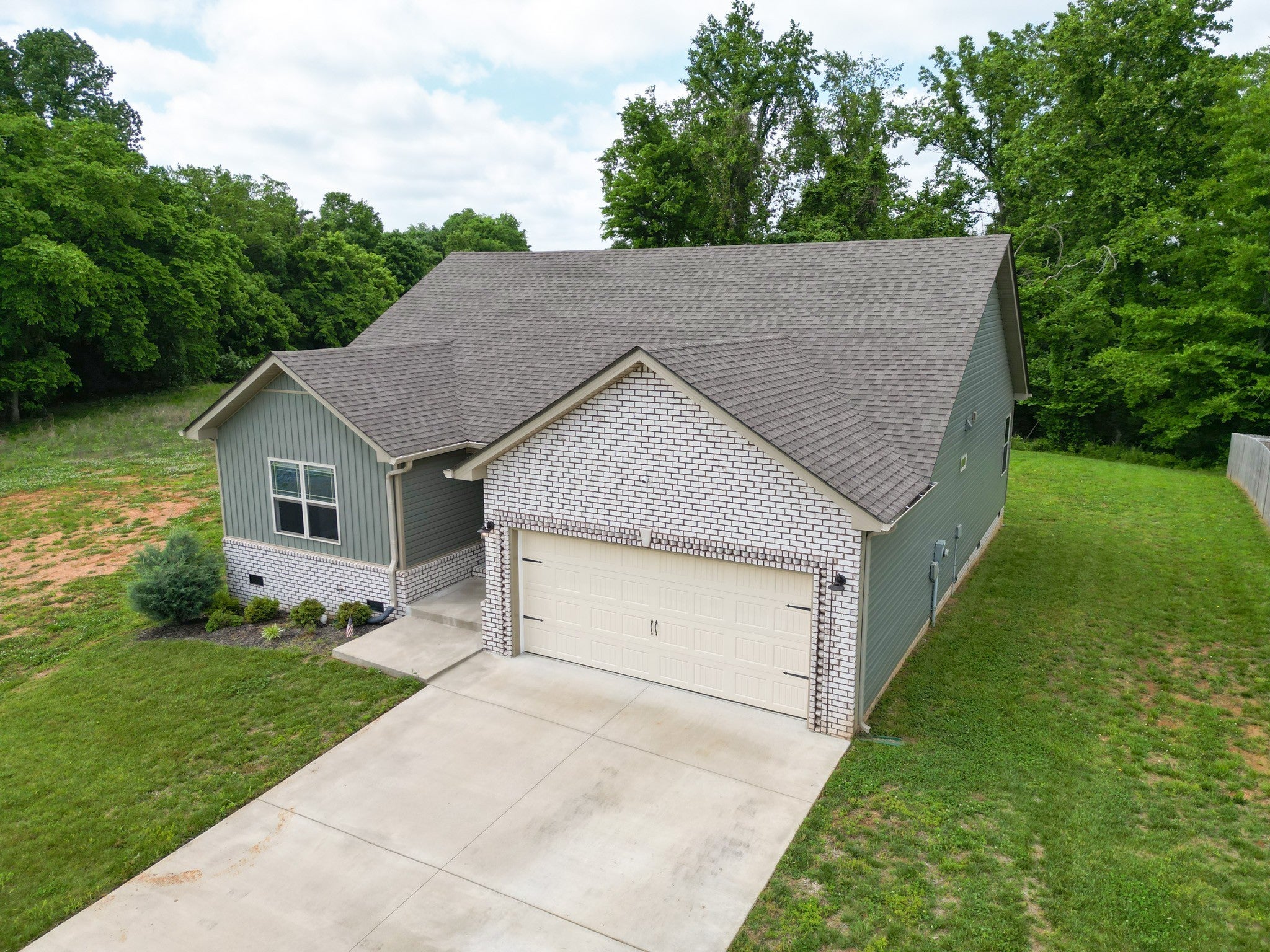 Photo of Listing #2898892