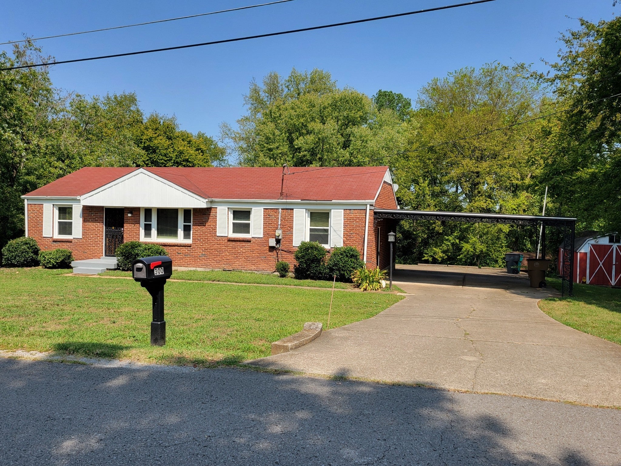 Photo of Listing #2900020