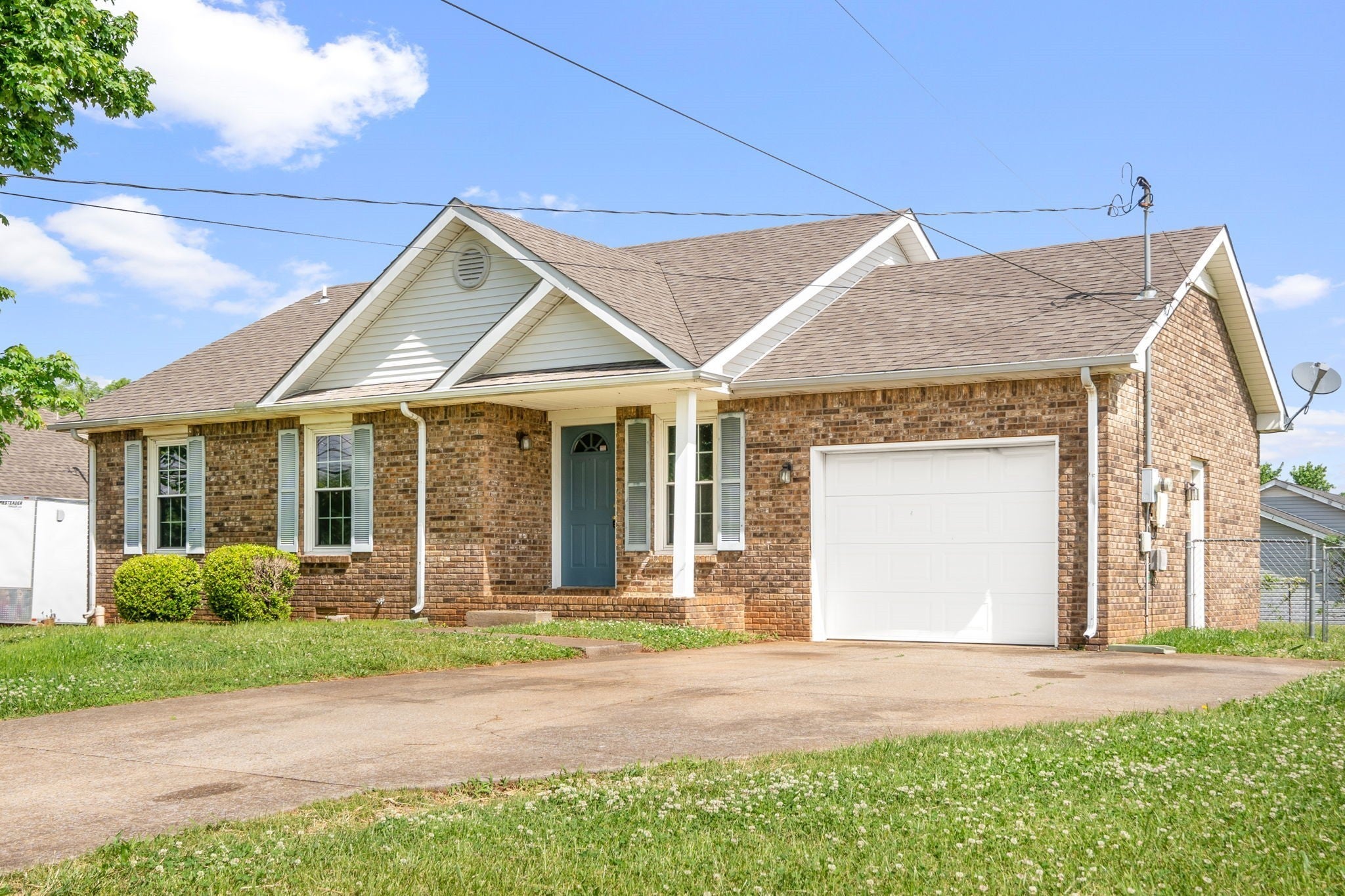 Photo of Listing #2900399