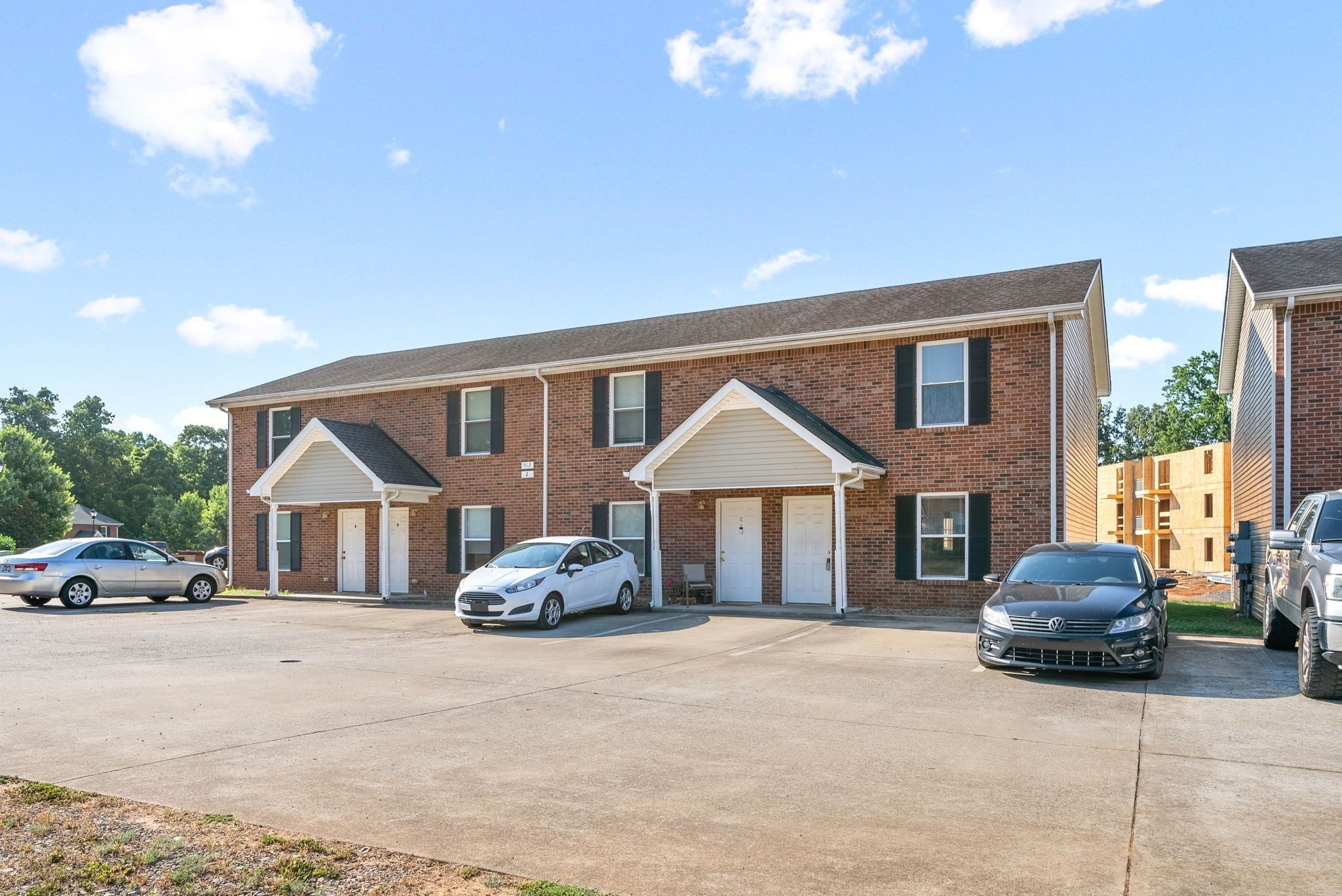 Photo of Listing #2905312