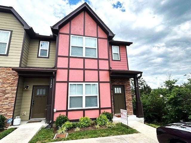 Photo of Listing #2906102