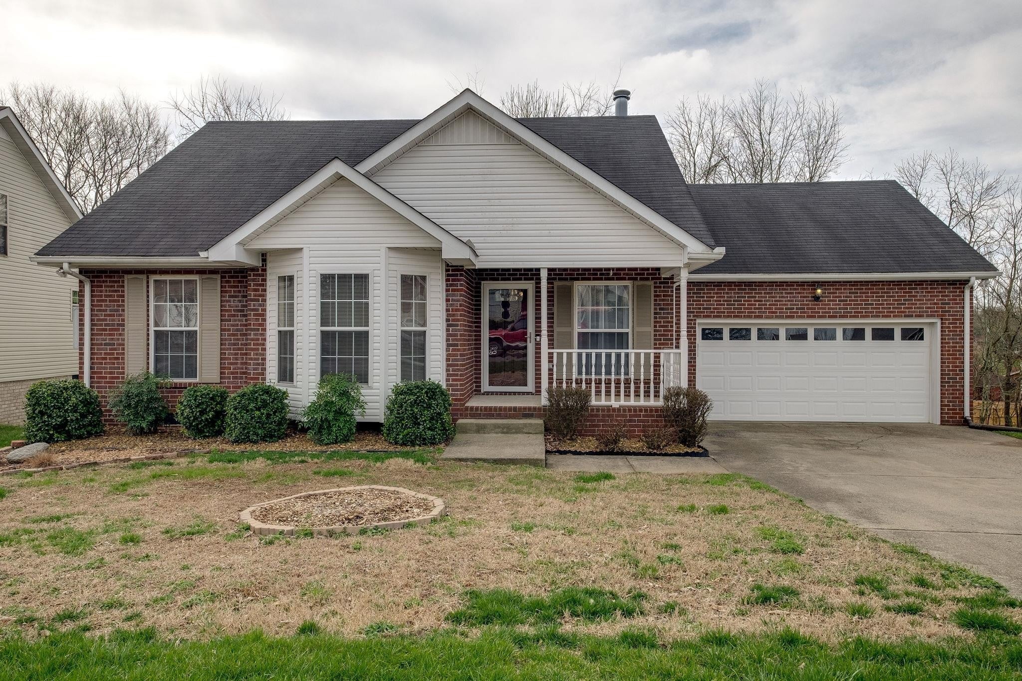 Photo of Listing #2906932