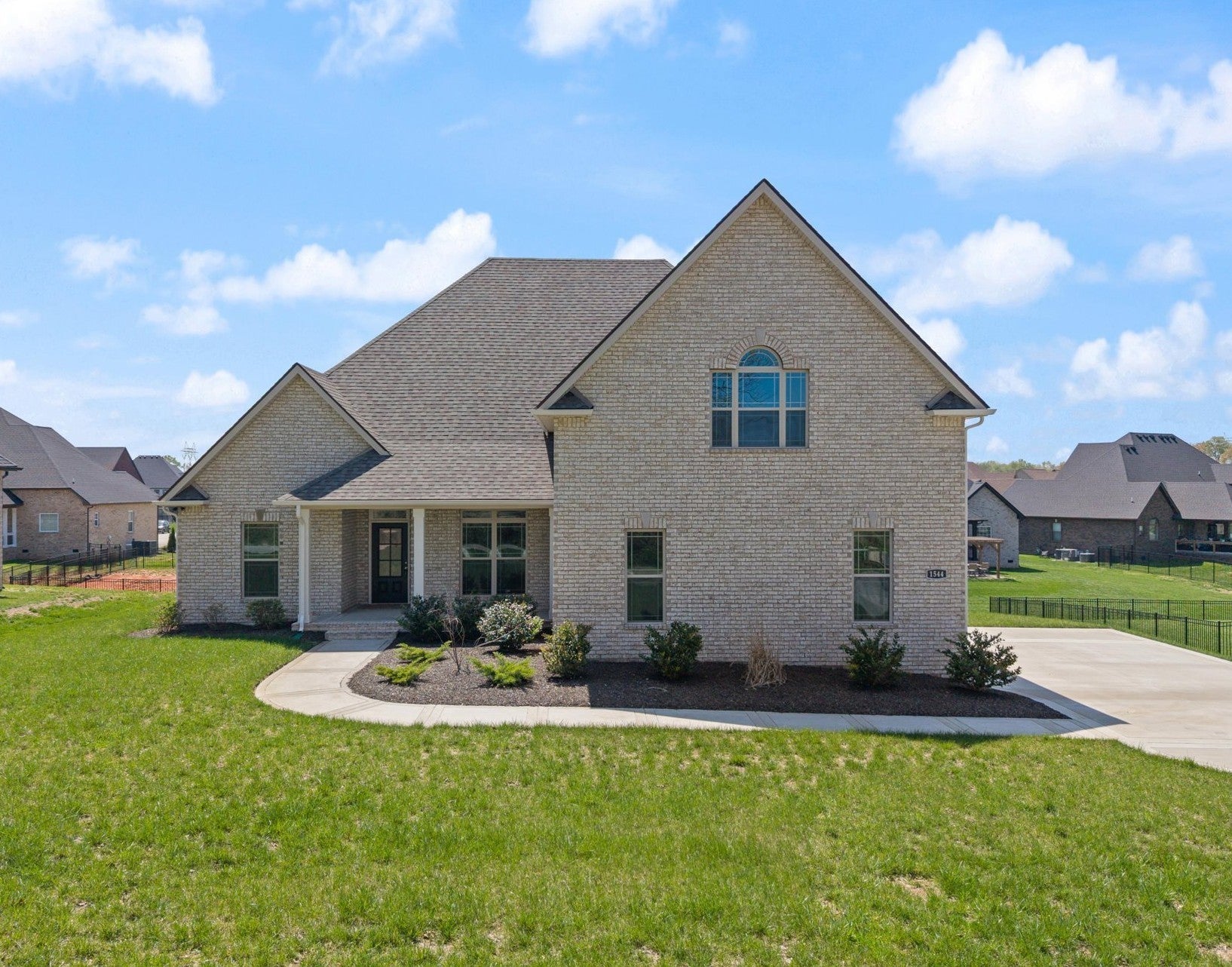 Photo of Listing #2912259