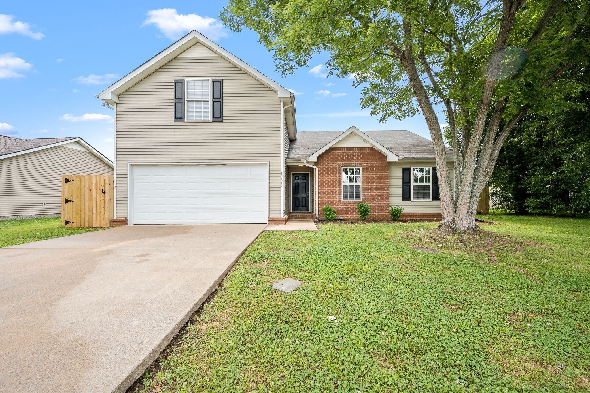 Photo of Listing #2913911