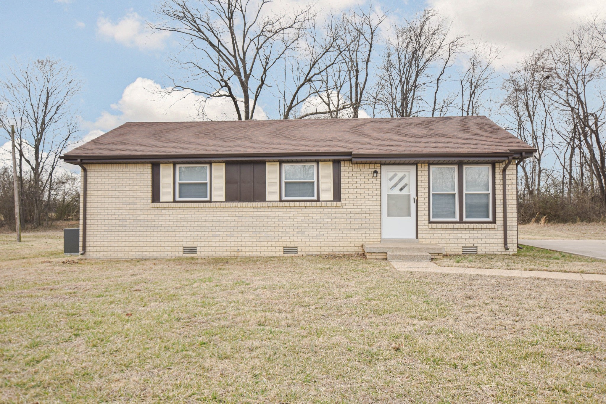 Photo of Listing #2915384