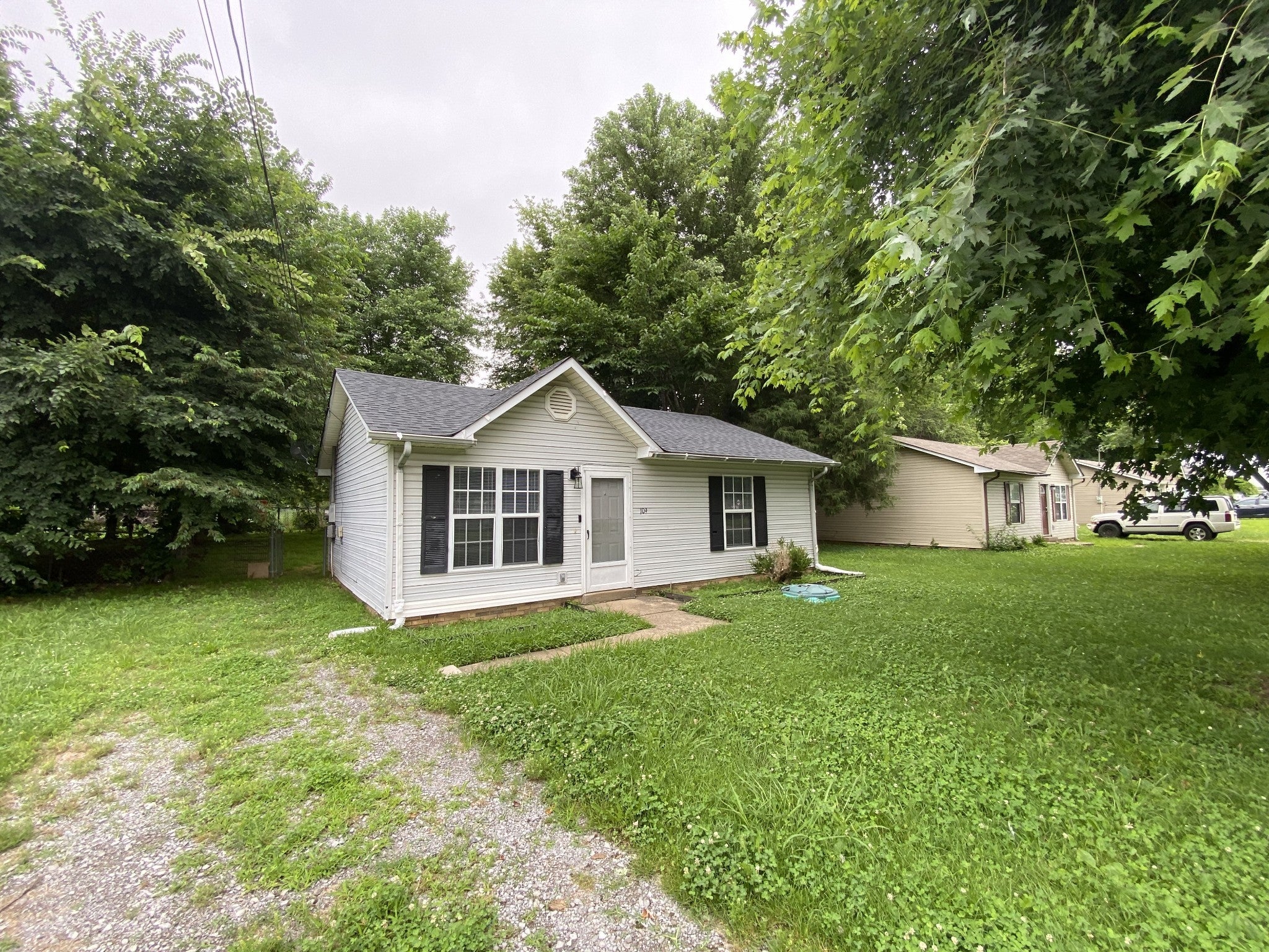 Photo of Listing #2918122
