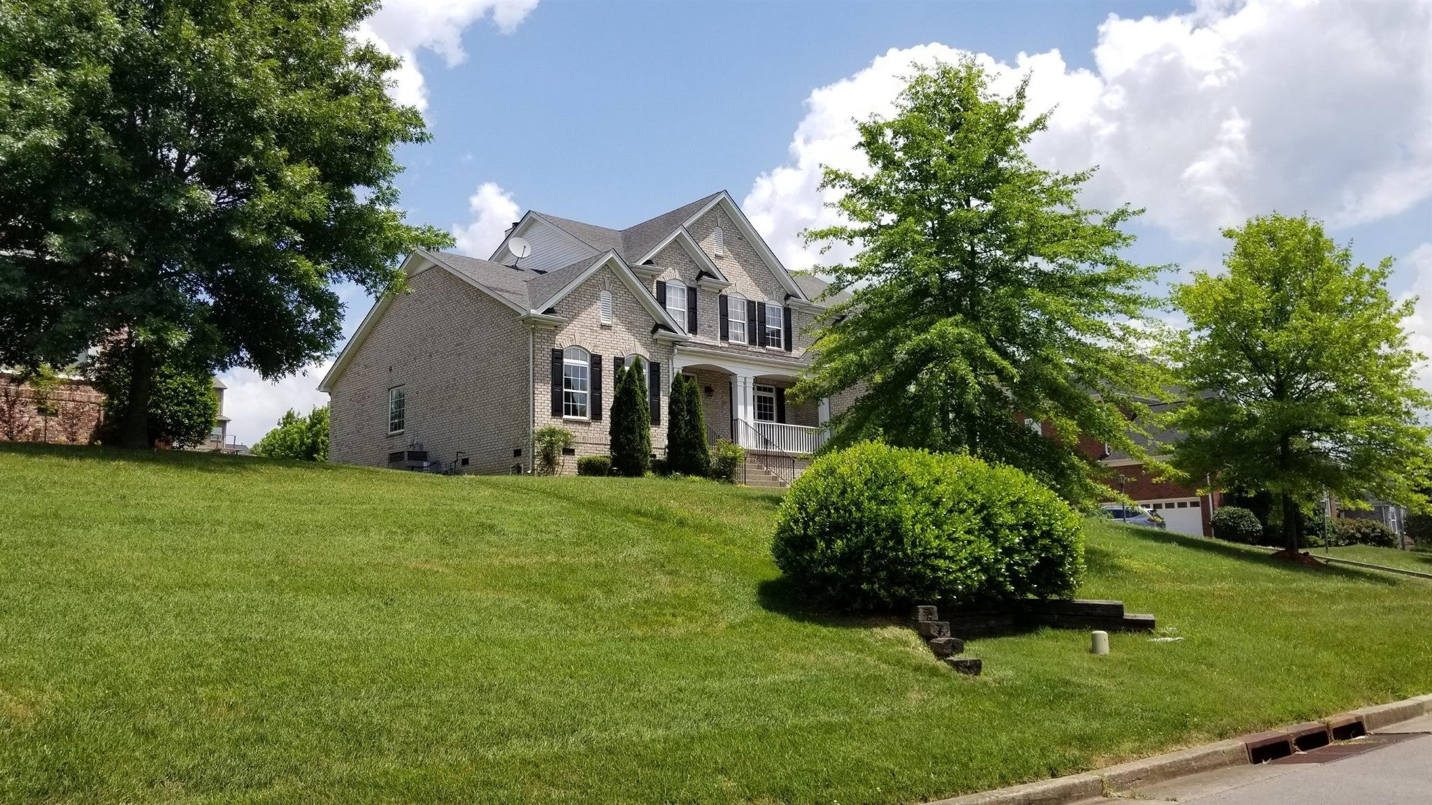Photo of Listing #2918289