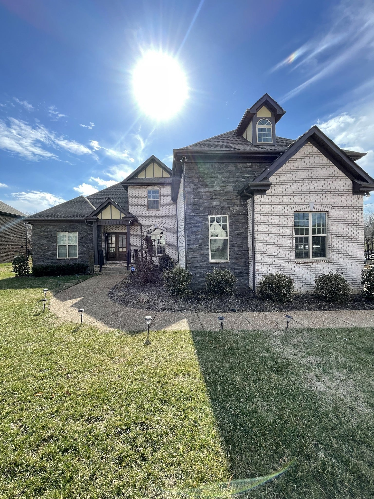 Photo of Listing #2920924