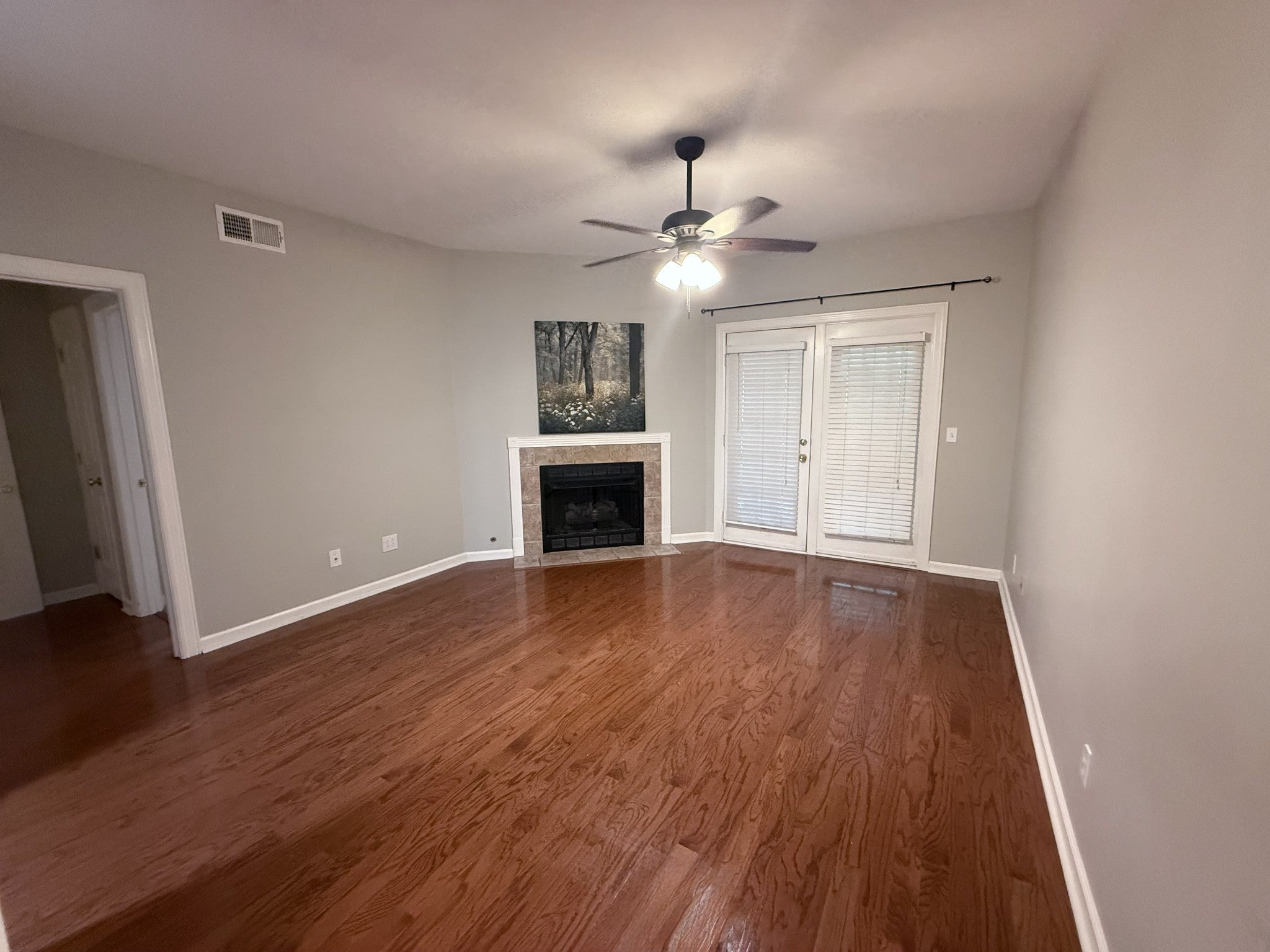 Photo of Listing #2921721