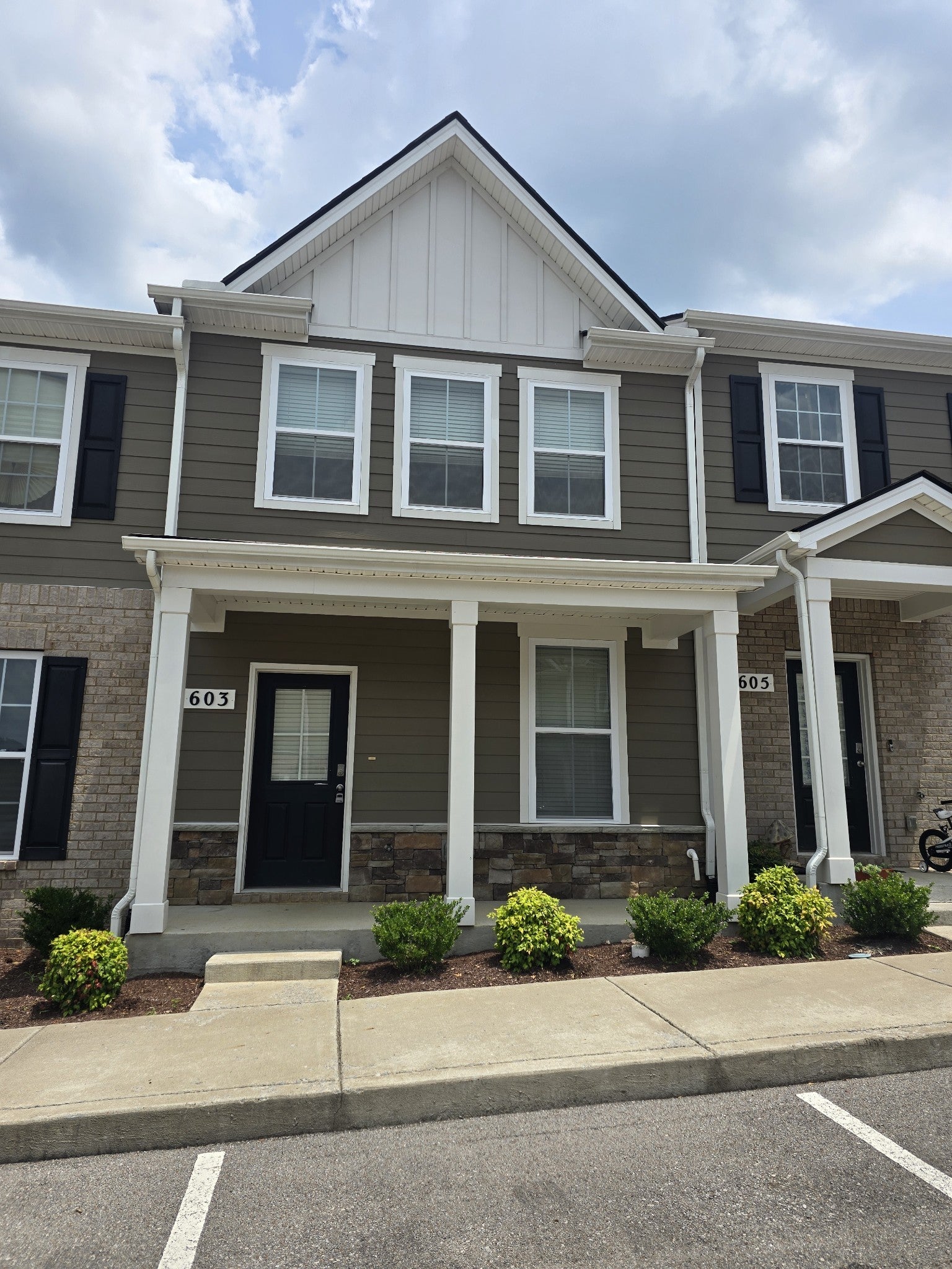 Photo of Listing #2922803