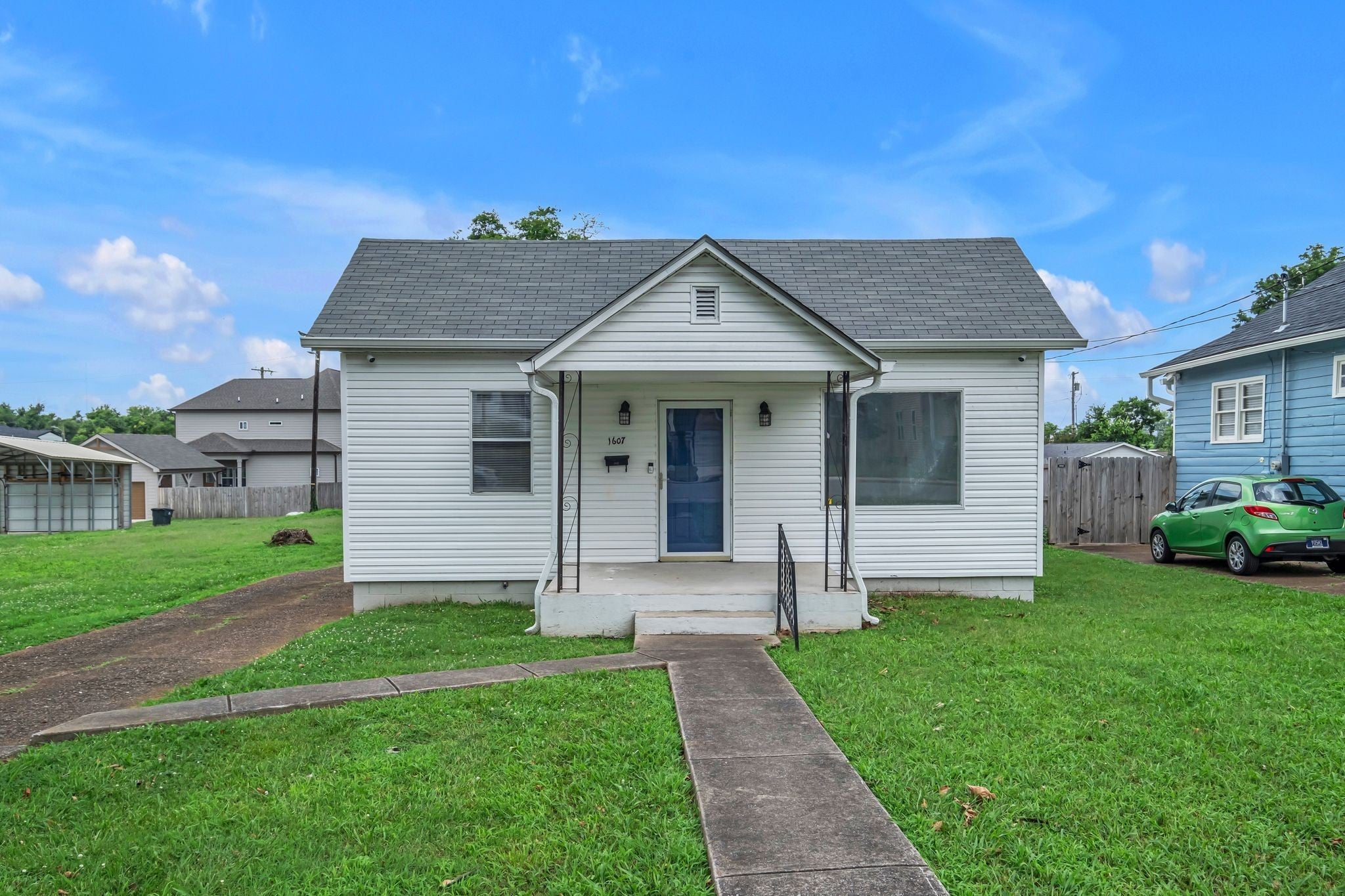 Photo of Listing #2927438