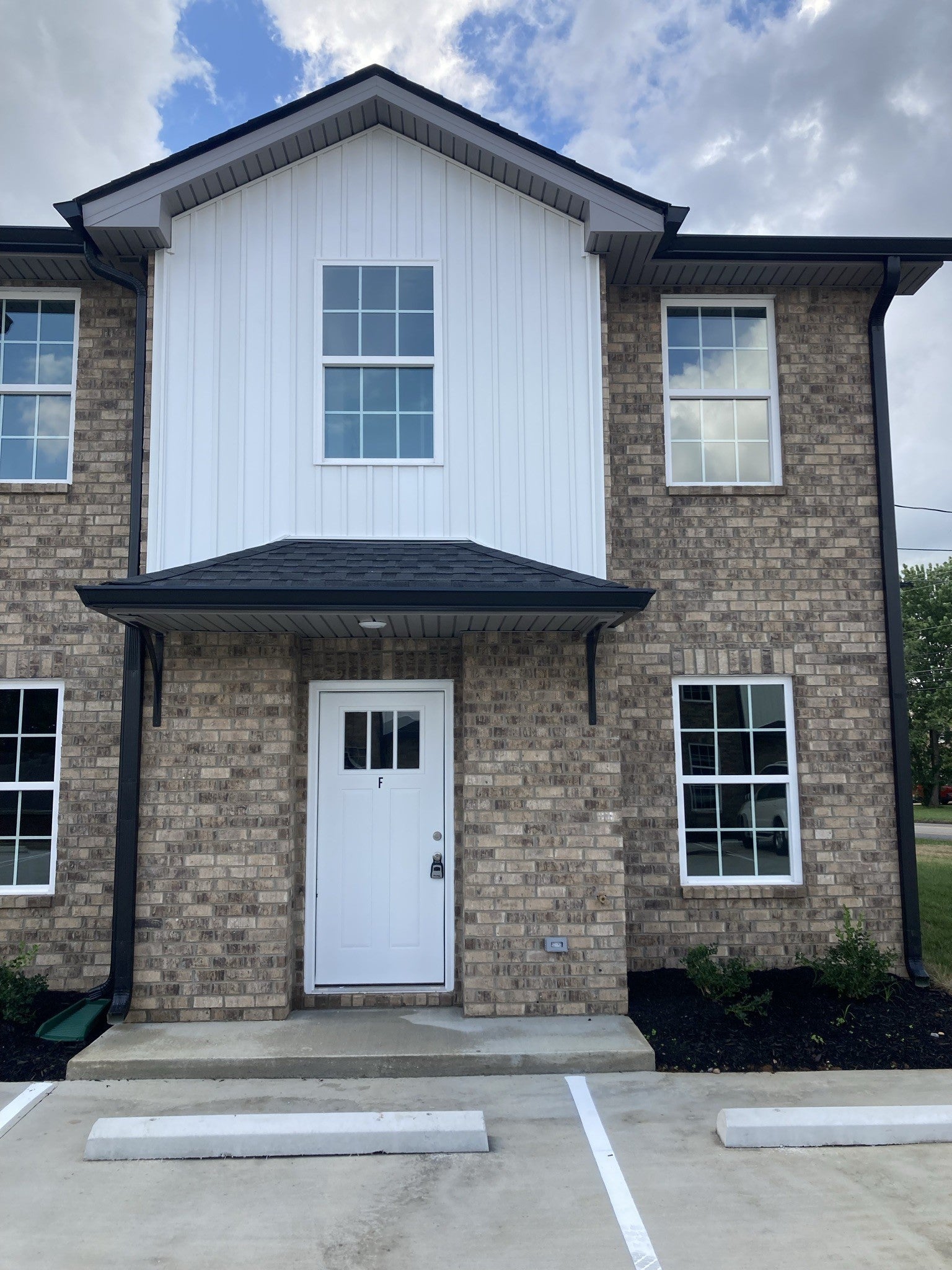 Photo of Listing #2927781