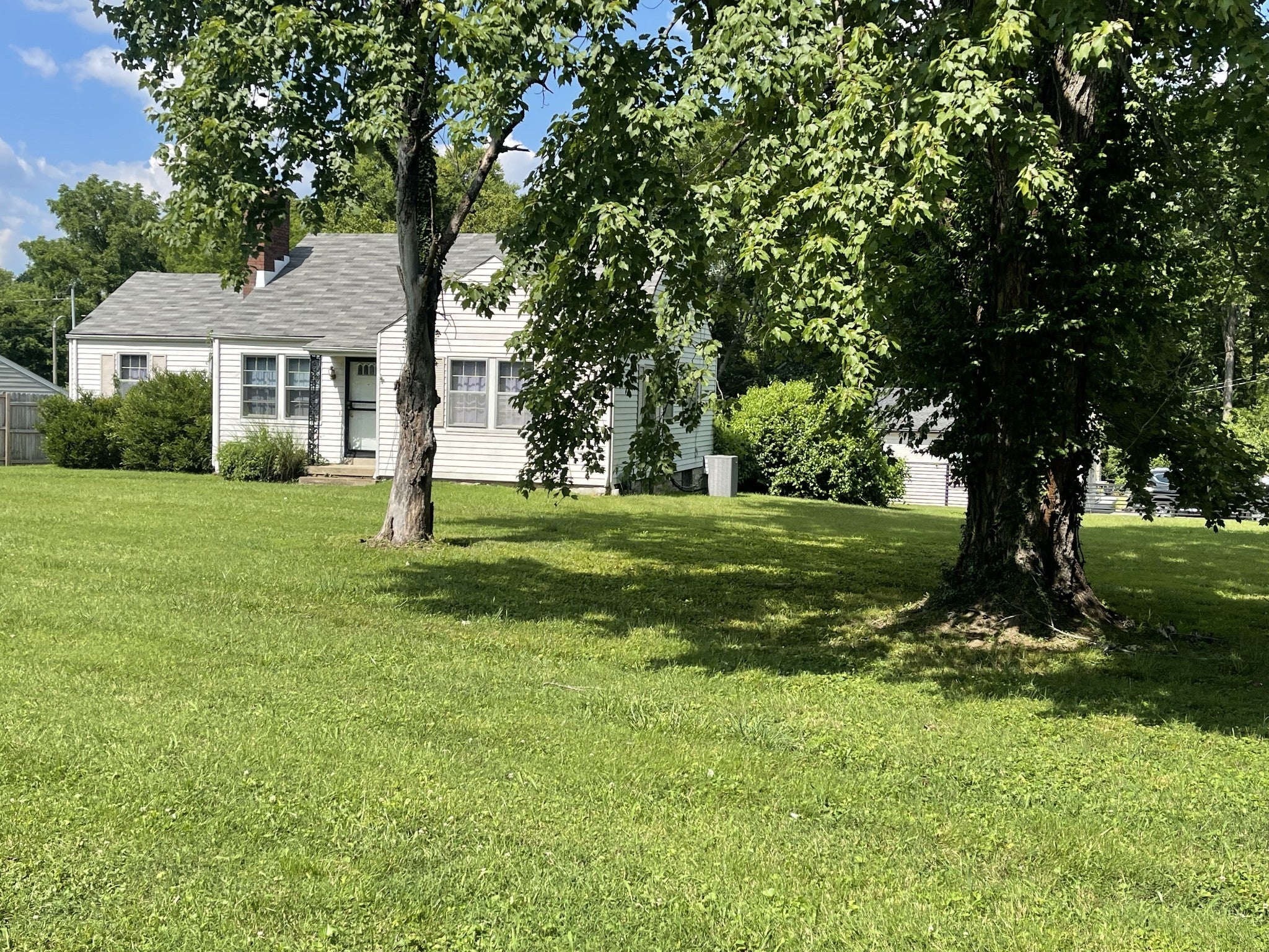 Photo of Listing #2927950