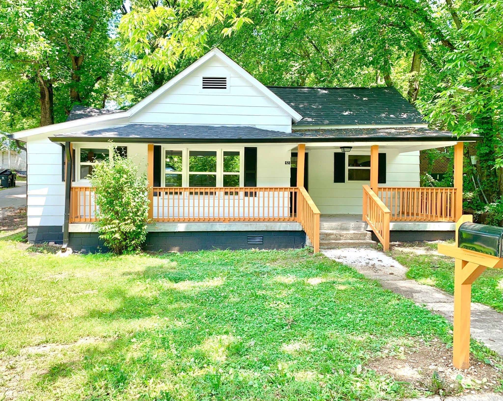 Photo of Listing #2928910