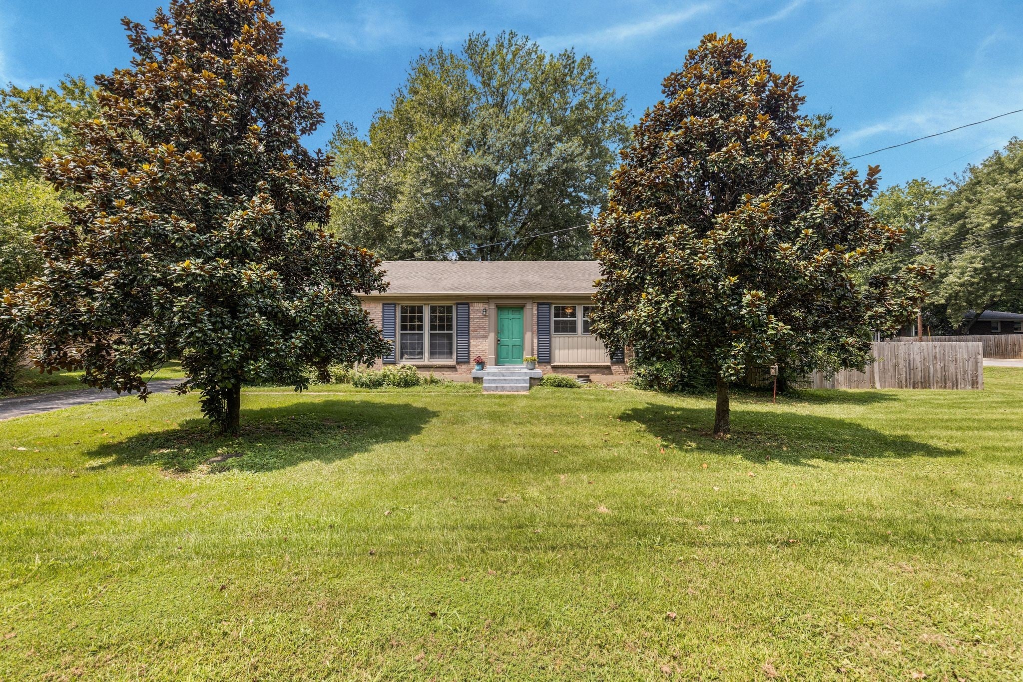 Photo of Listing #2929044