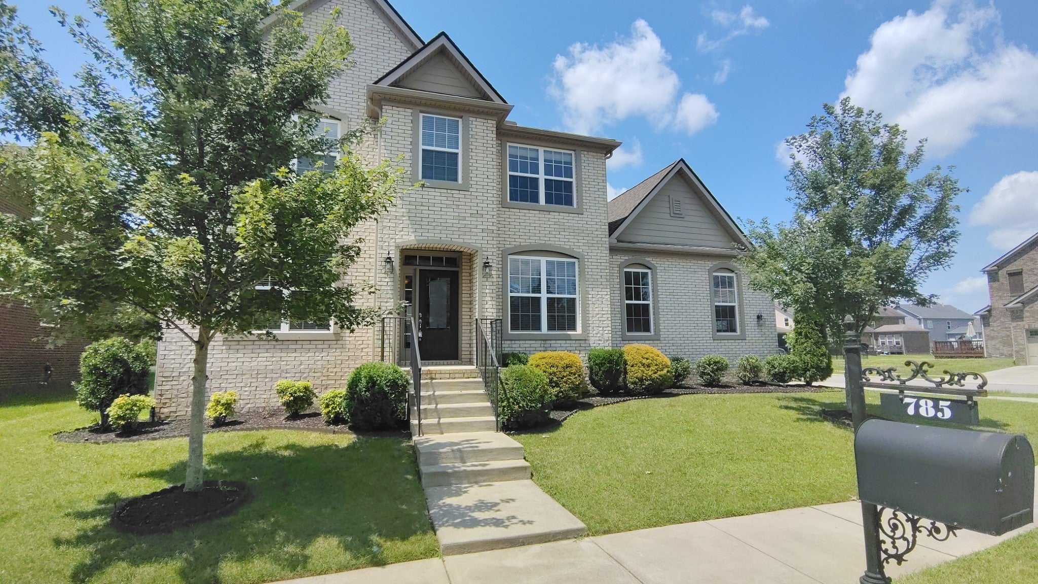 Photo of Listing #2931569
