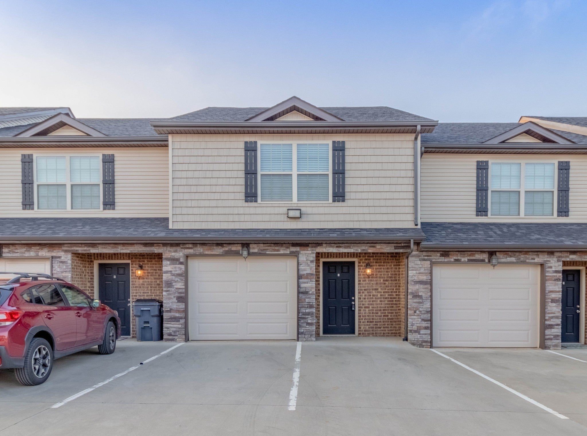 Photo of Listing #2937074