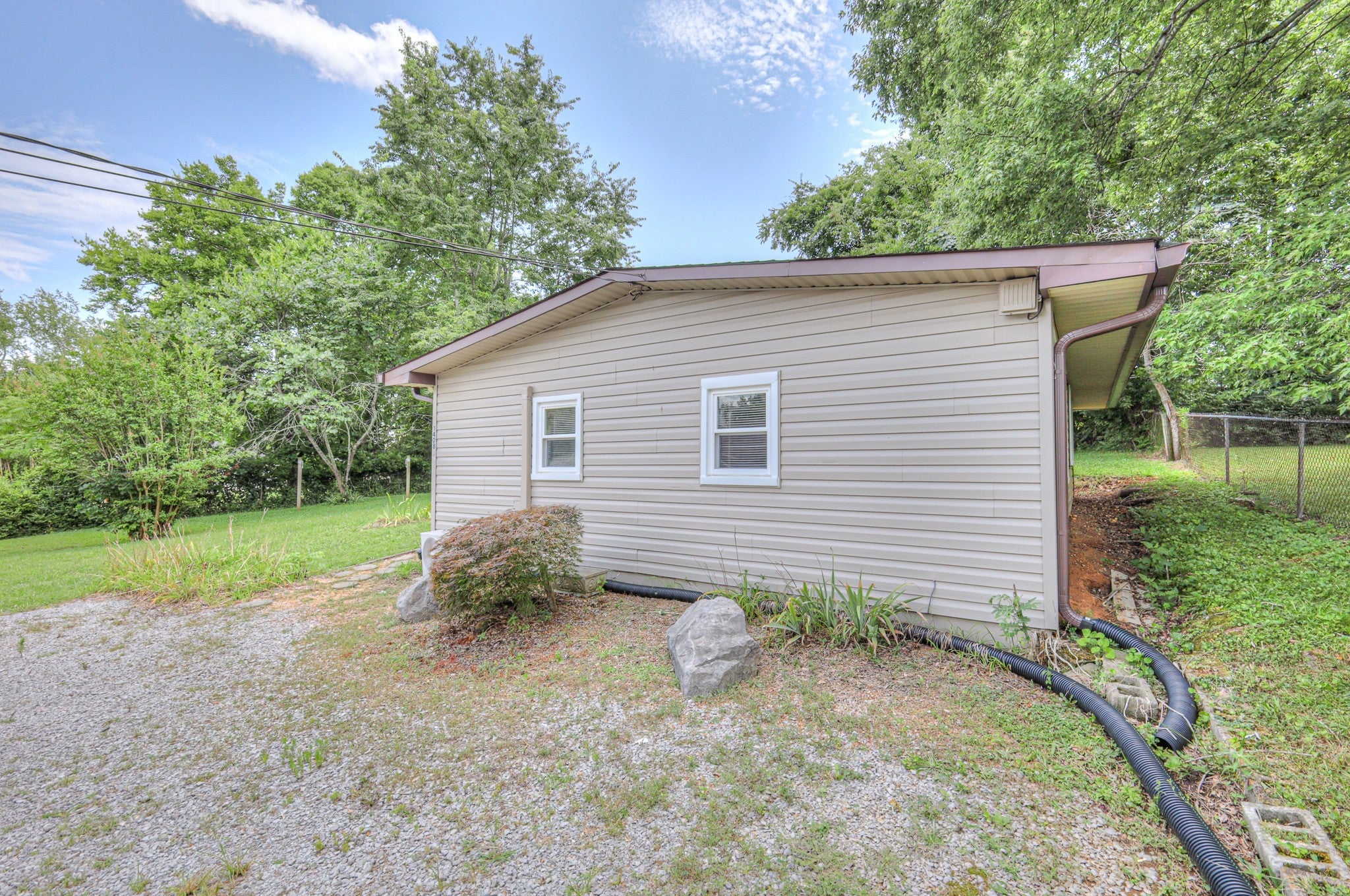Photo of Listing #2938898
