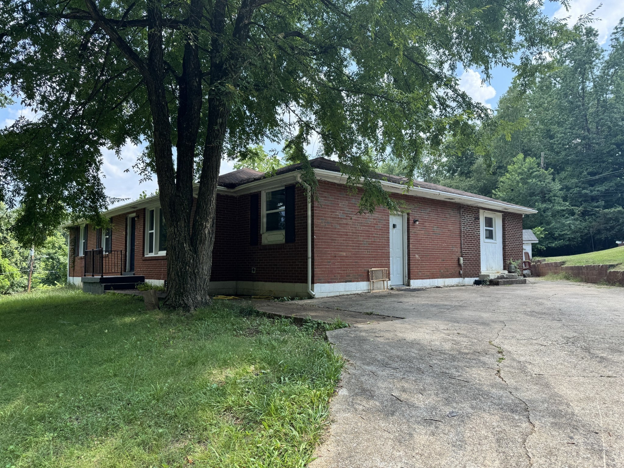 Photo of Listing #2939032