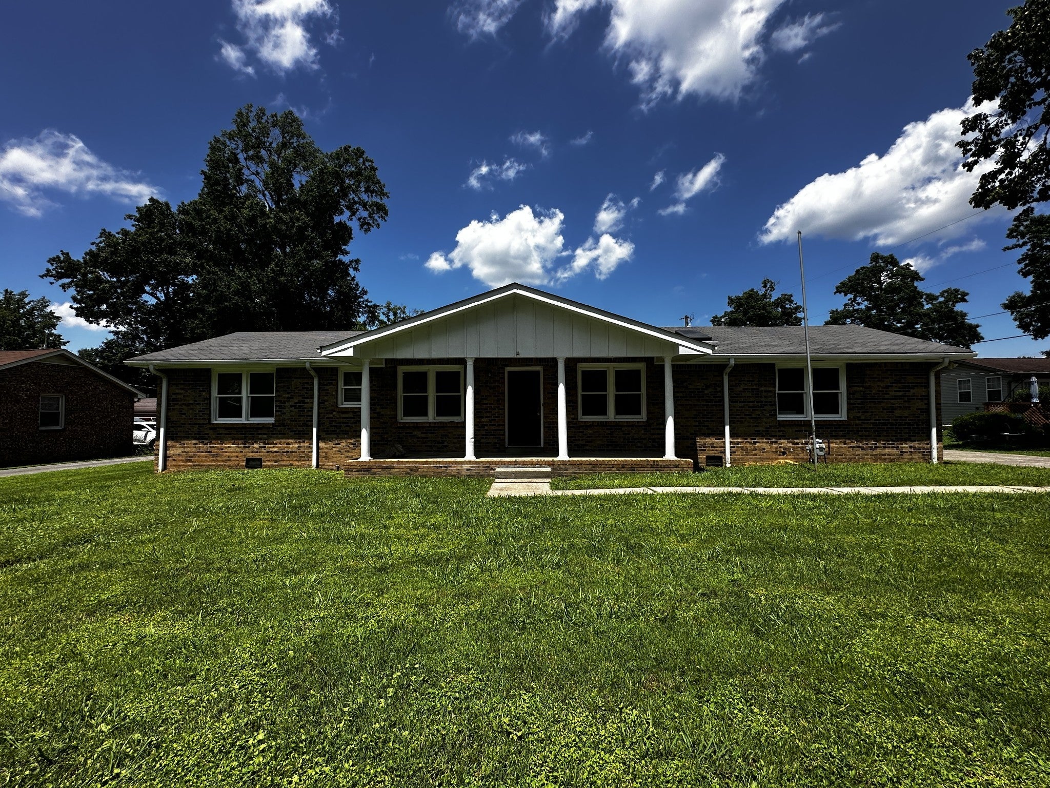 Photo of Listing #2940379